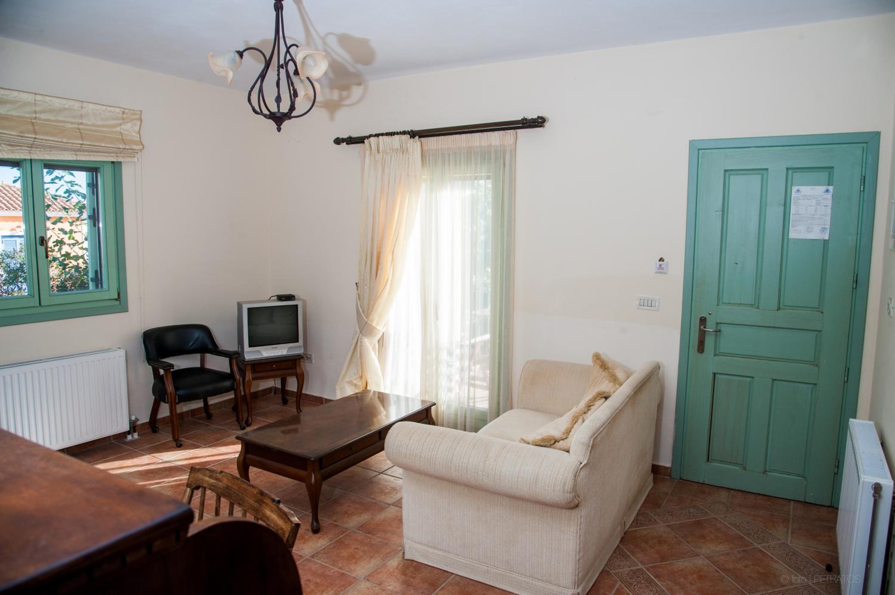 Villa Christine - Two Bedroom Villa with Sharing Pool