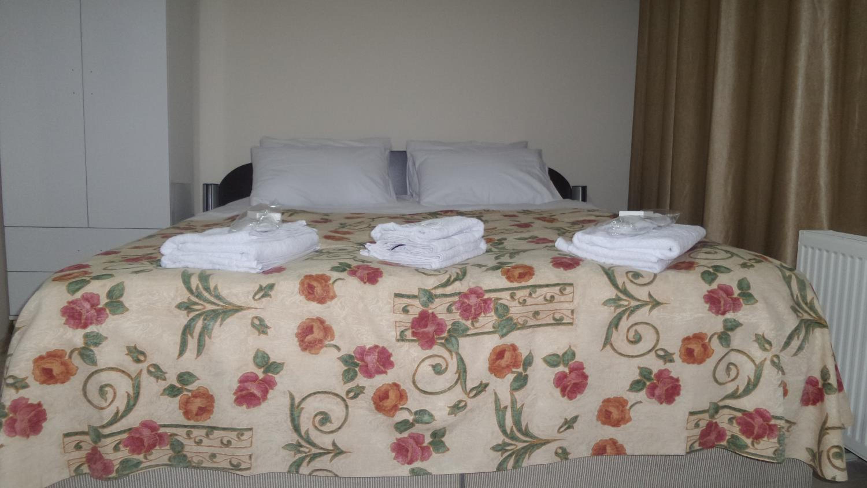 Budget Double Room photo 3