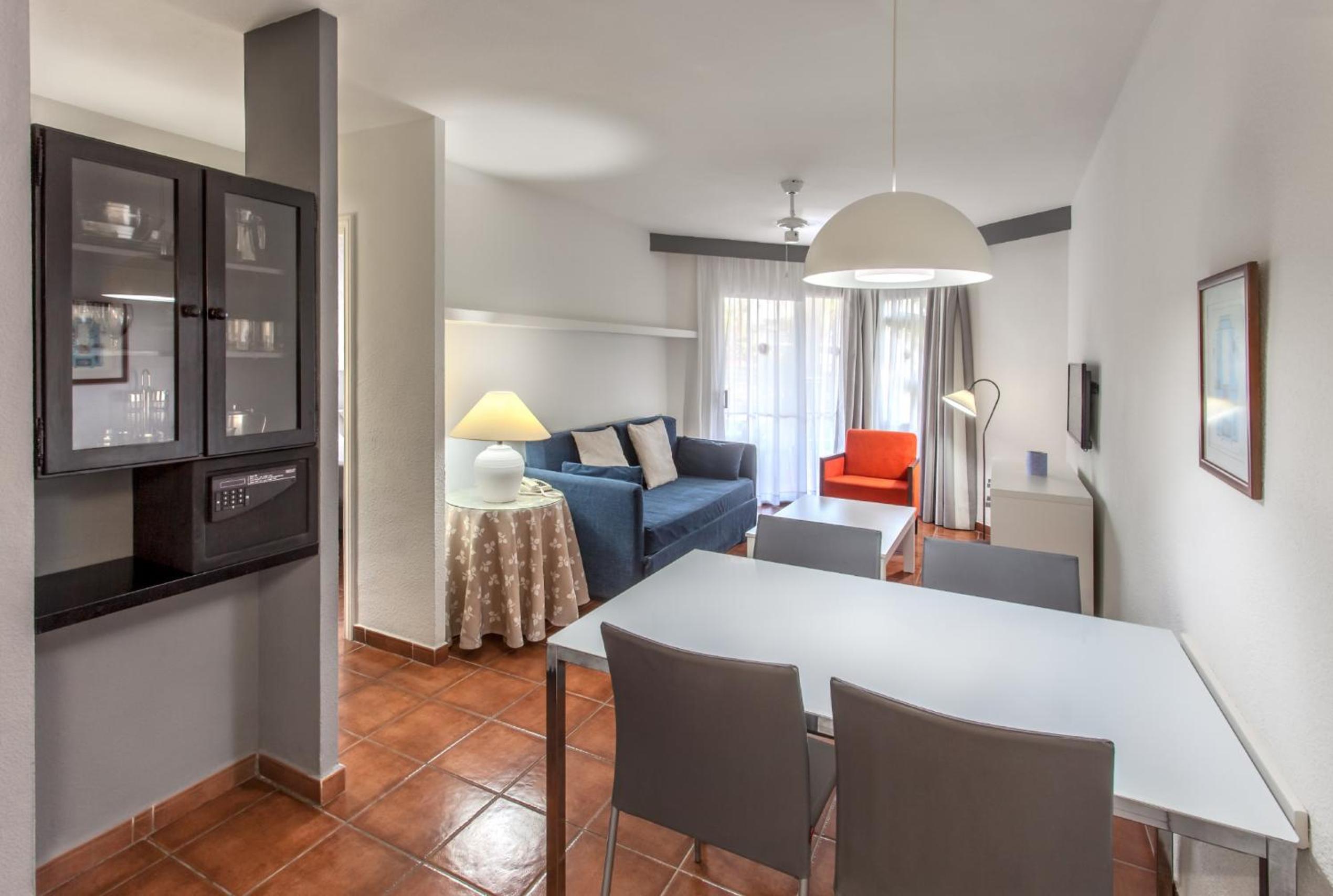 Apartamento de una habitación (2 adultos + 1 niño)