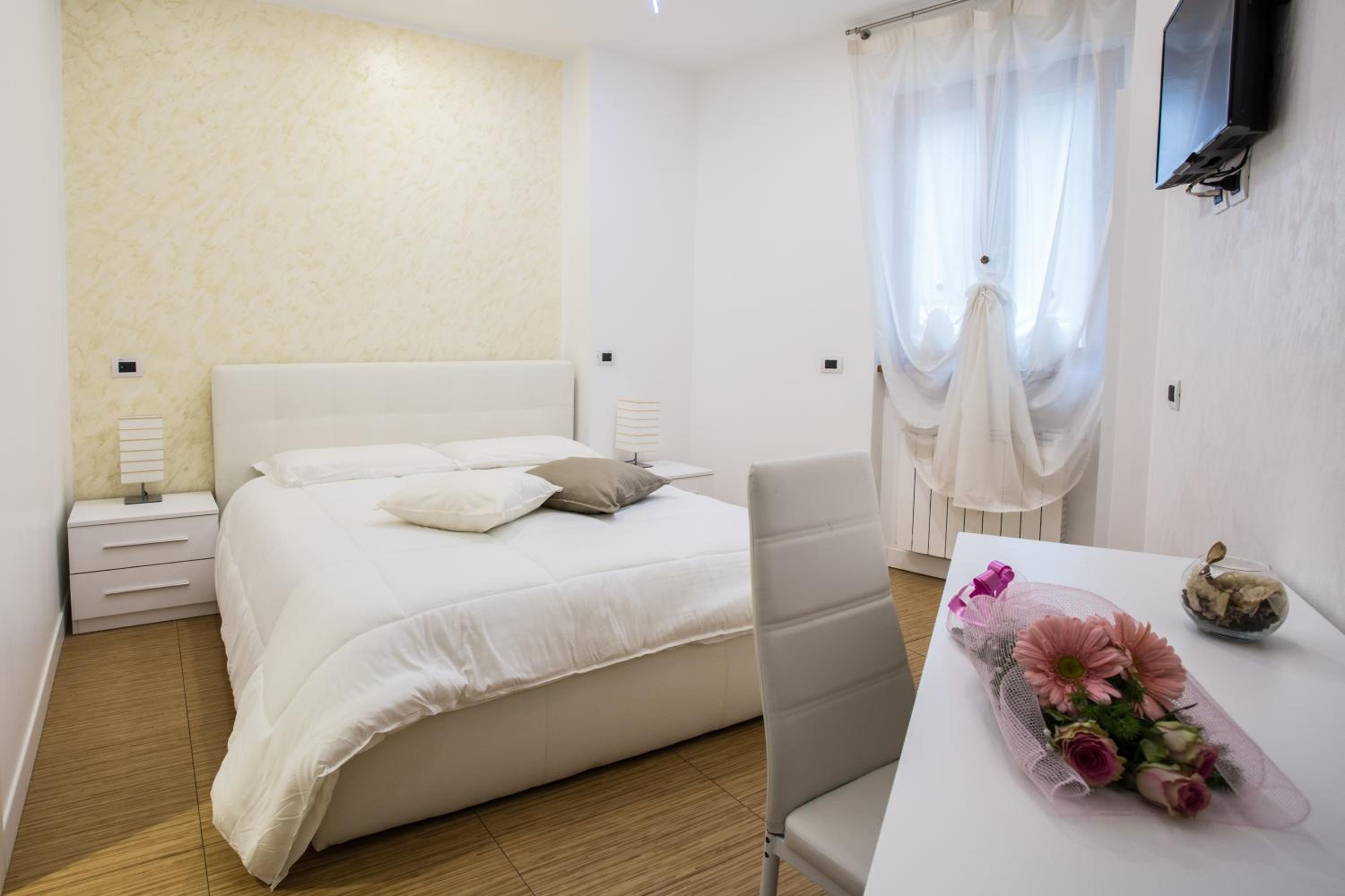 Standard Double Room photo 1