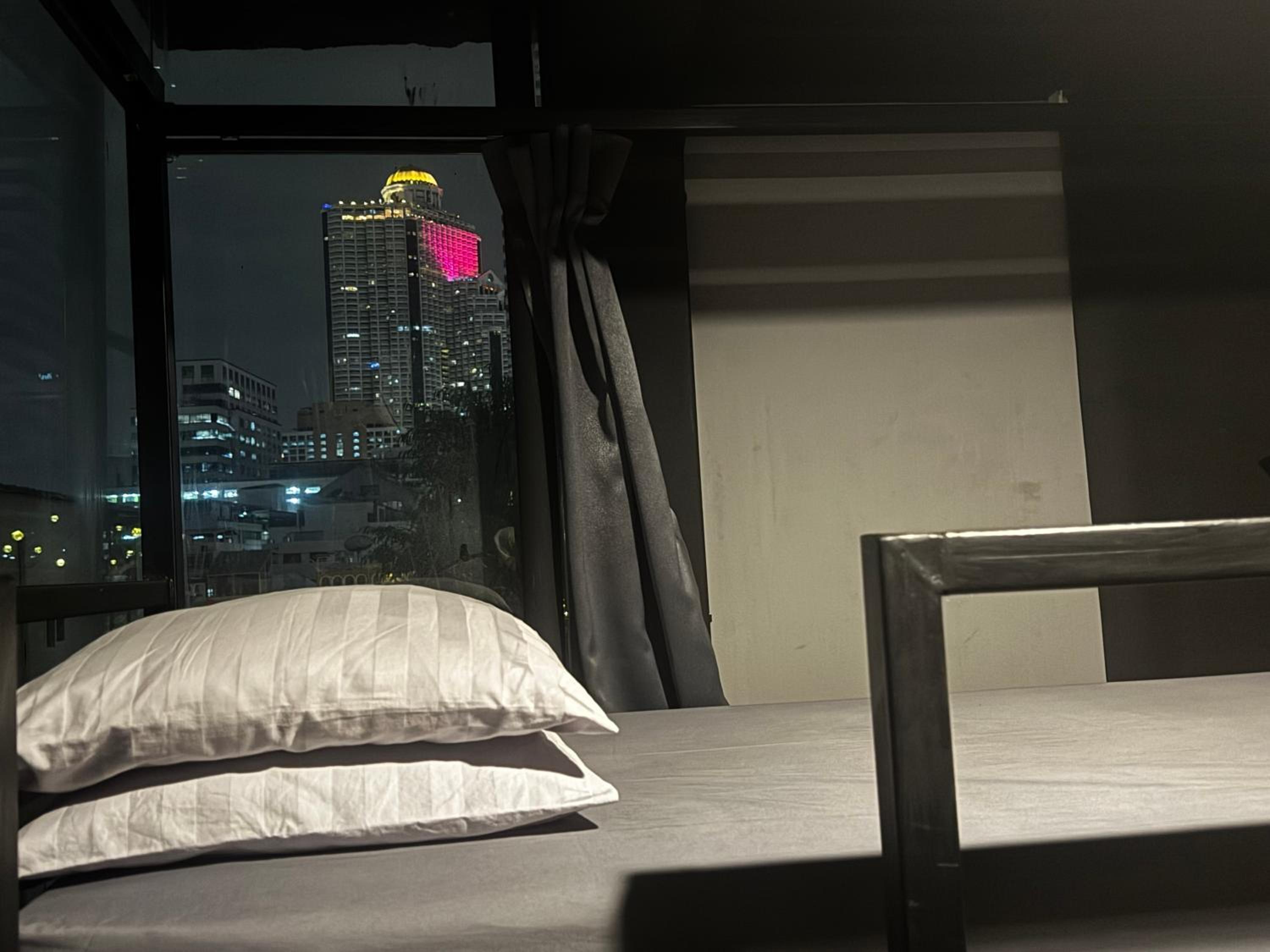 Bunk Bed in Mixed Dormitory Room photo 3