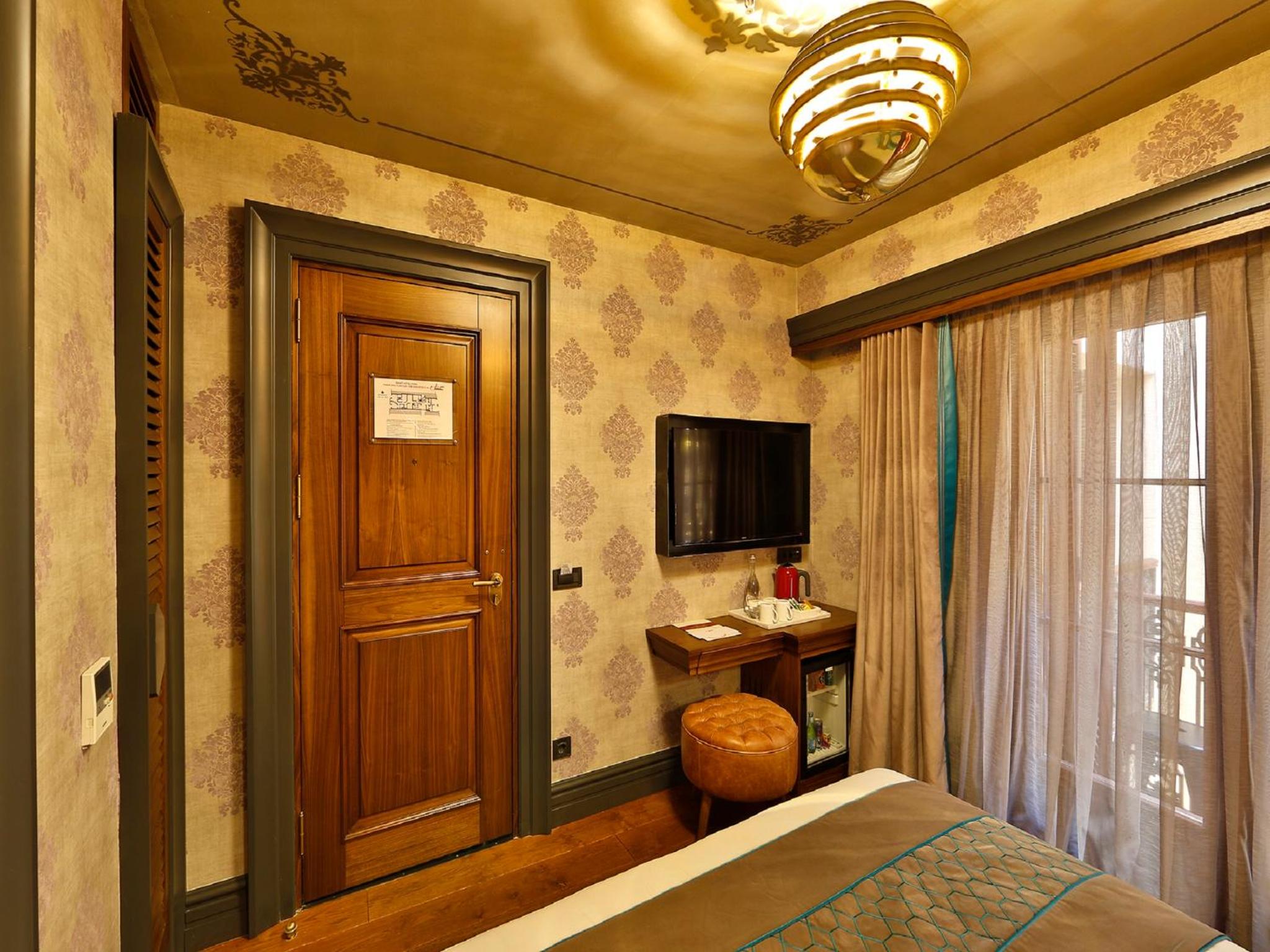 Standard Room with City View photo 2