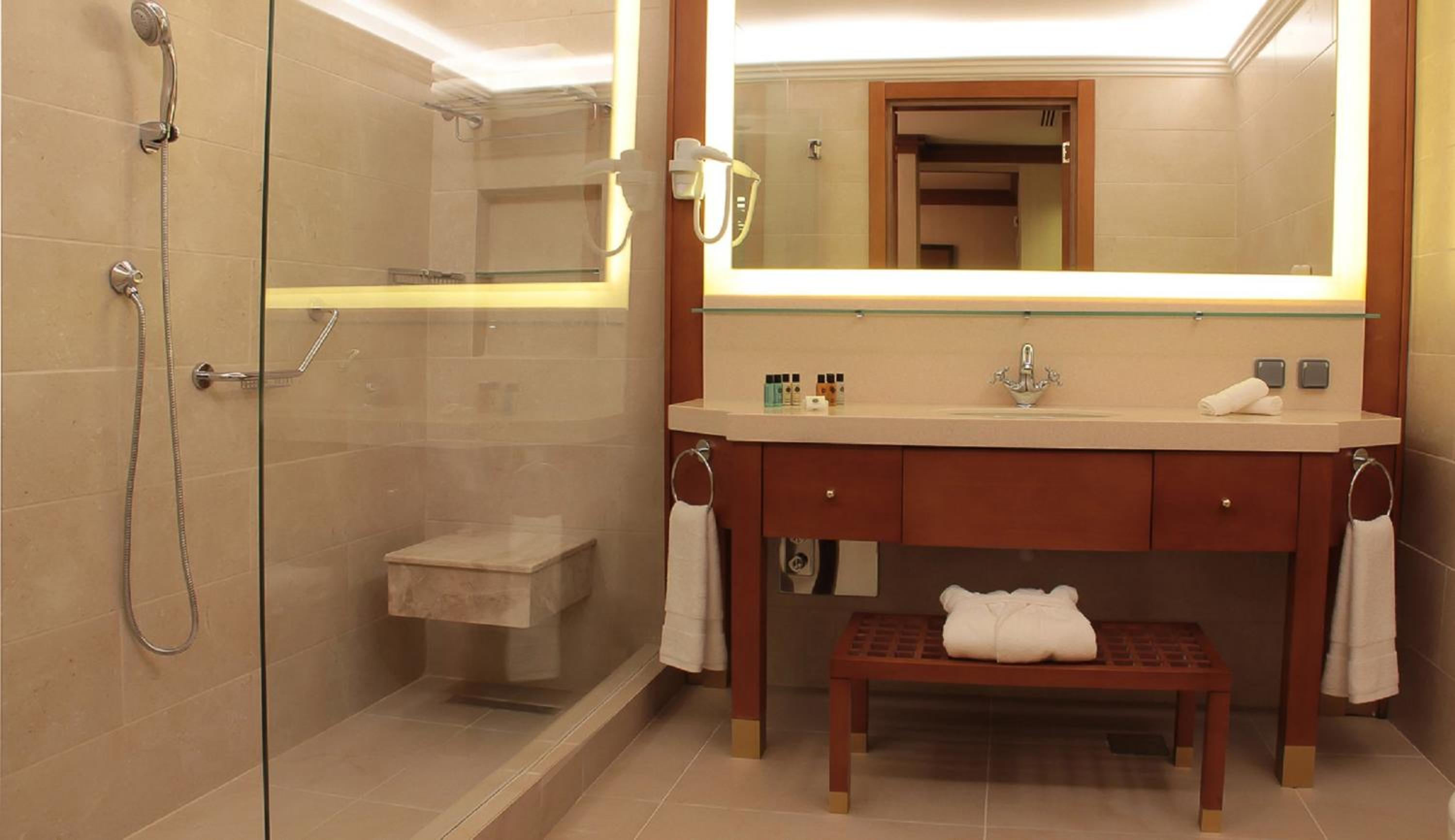Bussiness Suite photo 3