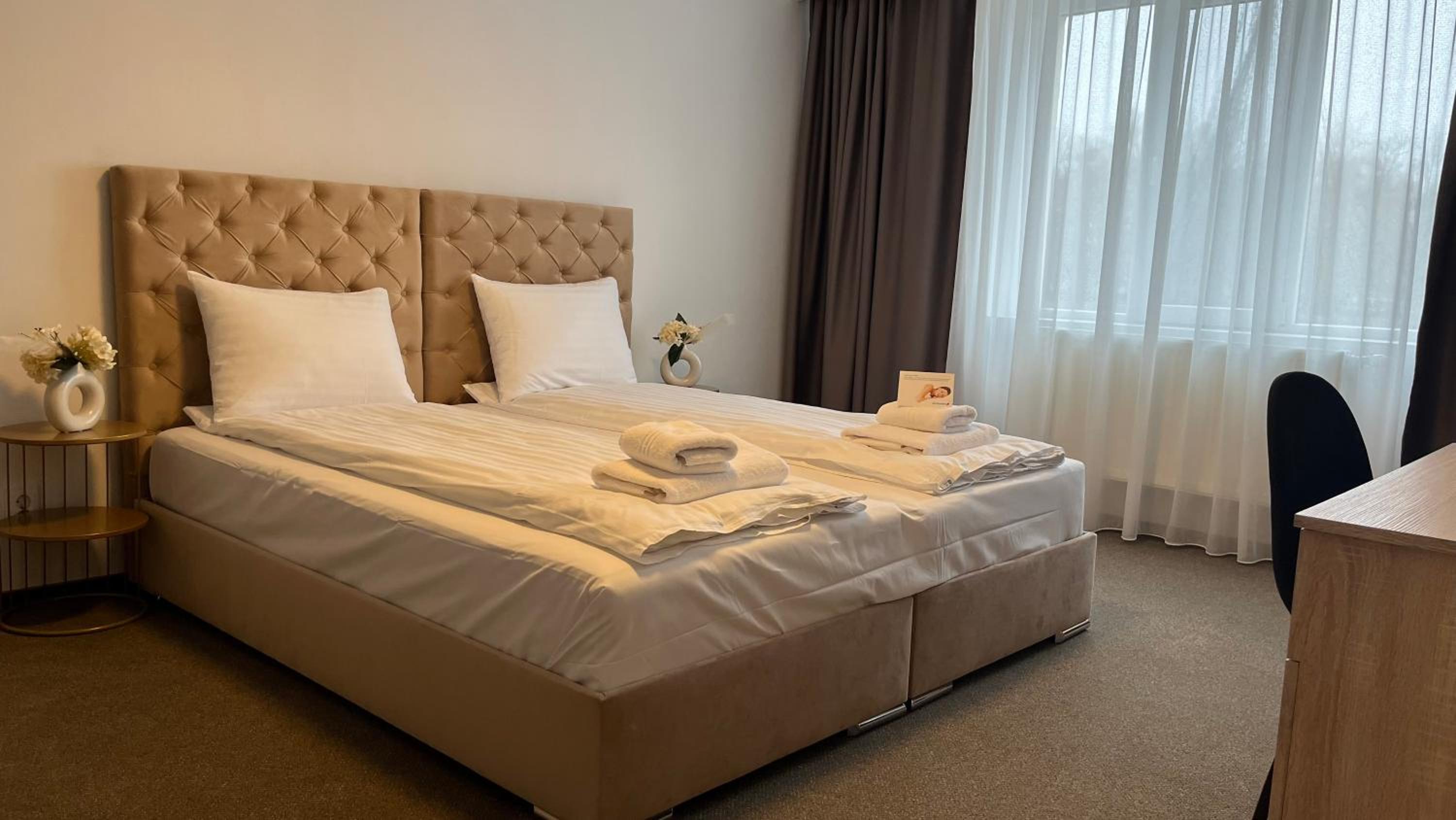 Budget Double Room photo 2