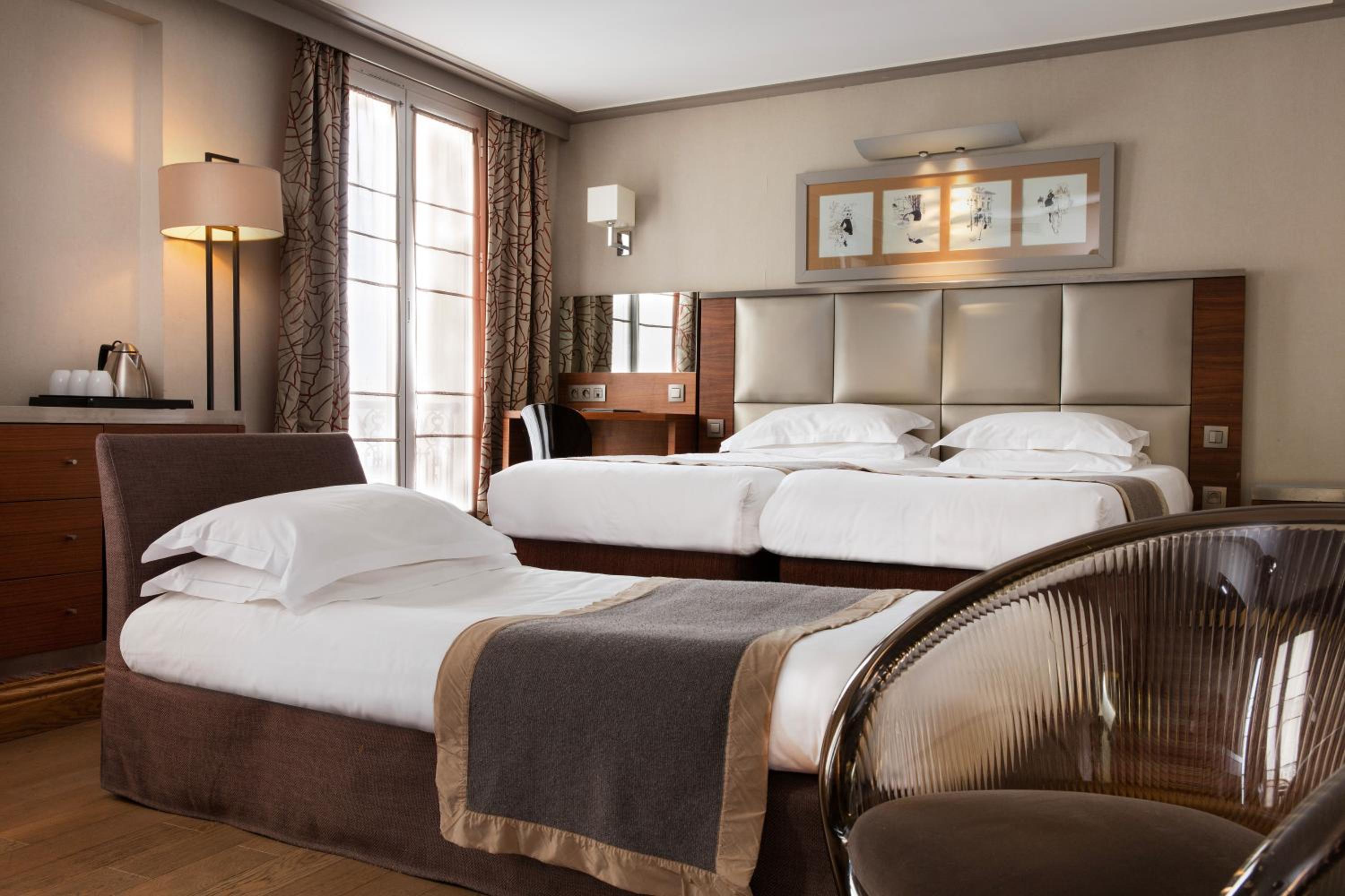 Triple Room
