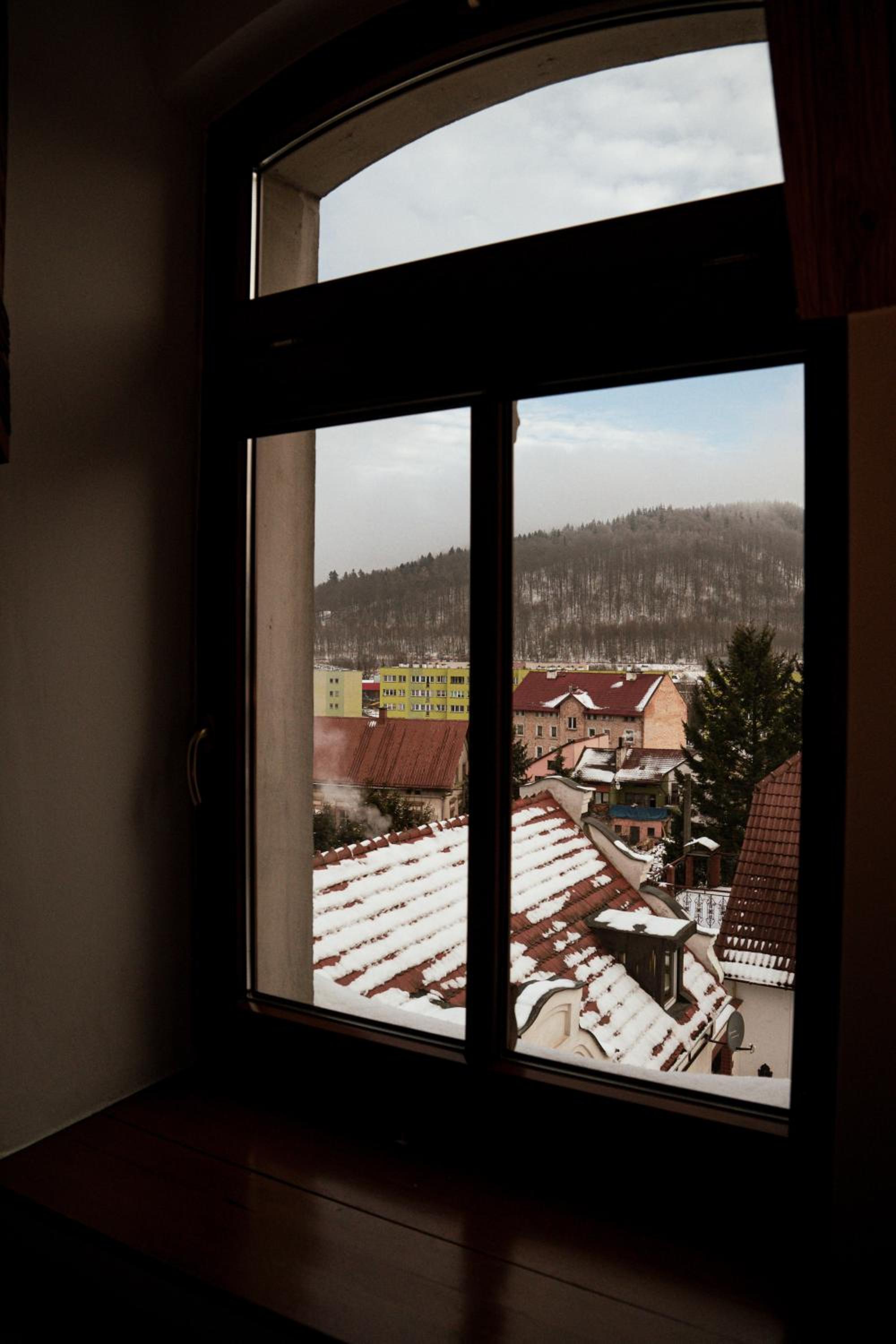 Standard Twin Room with Mountain View - Photo 8