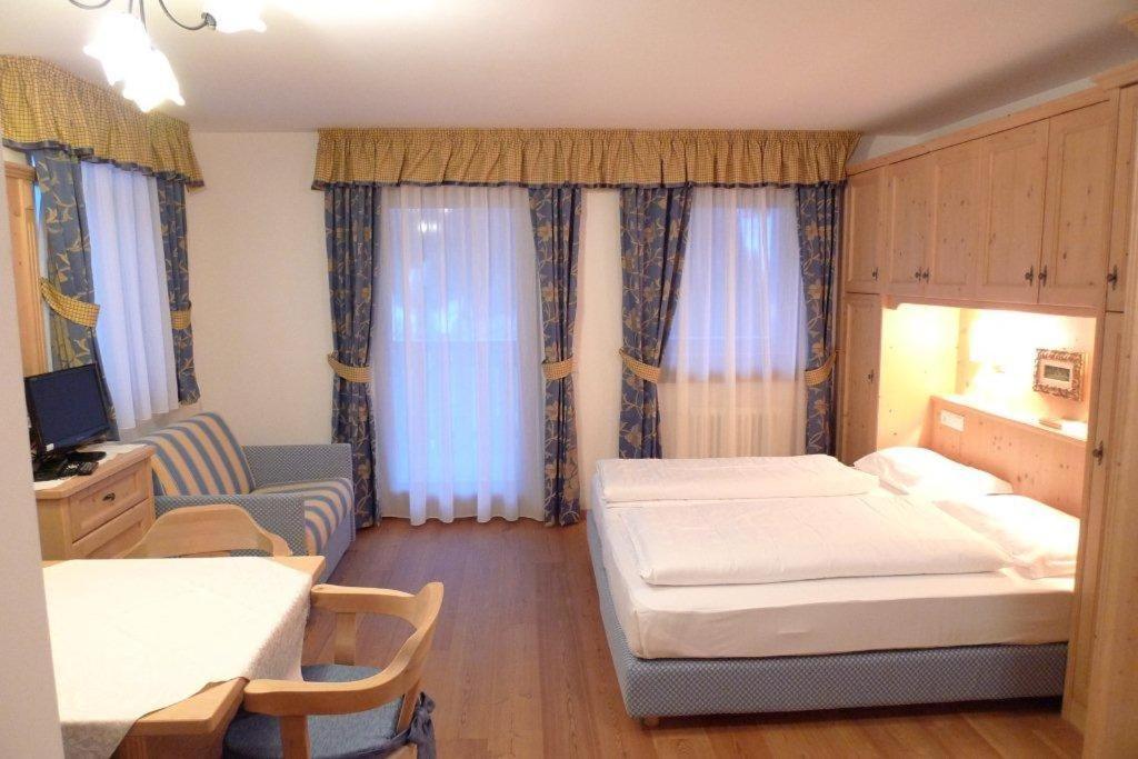 Studio (2 Adults) with Balcony