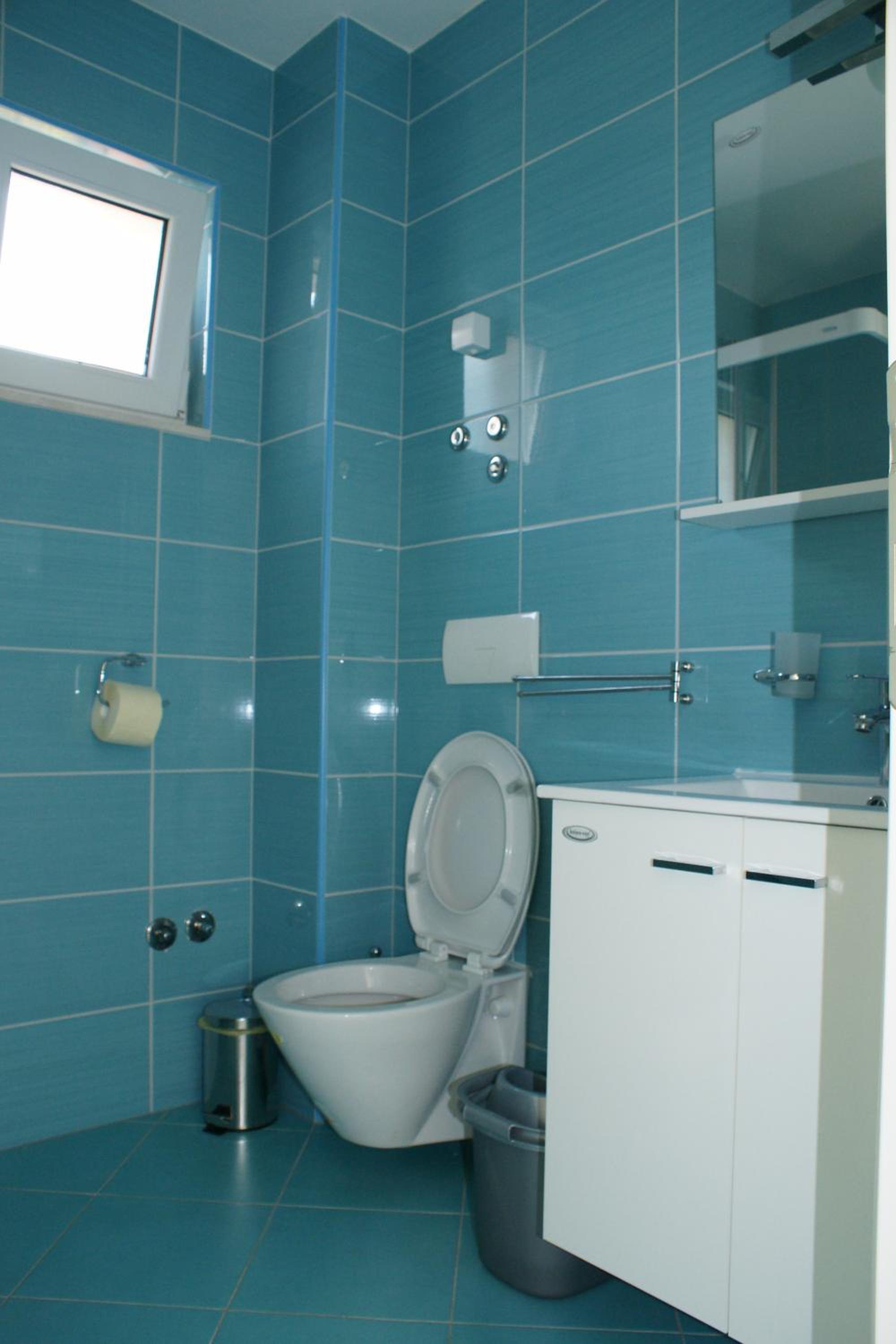 One-Bedroom Apartment with Balcony and Sea View photo 2