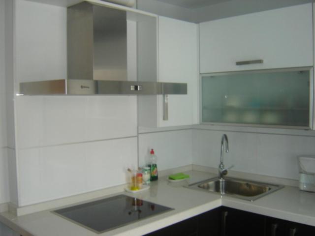 Apartment with Terrace - Photo 23