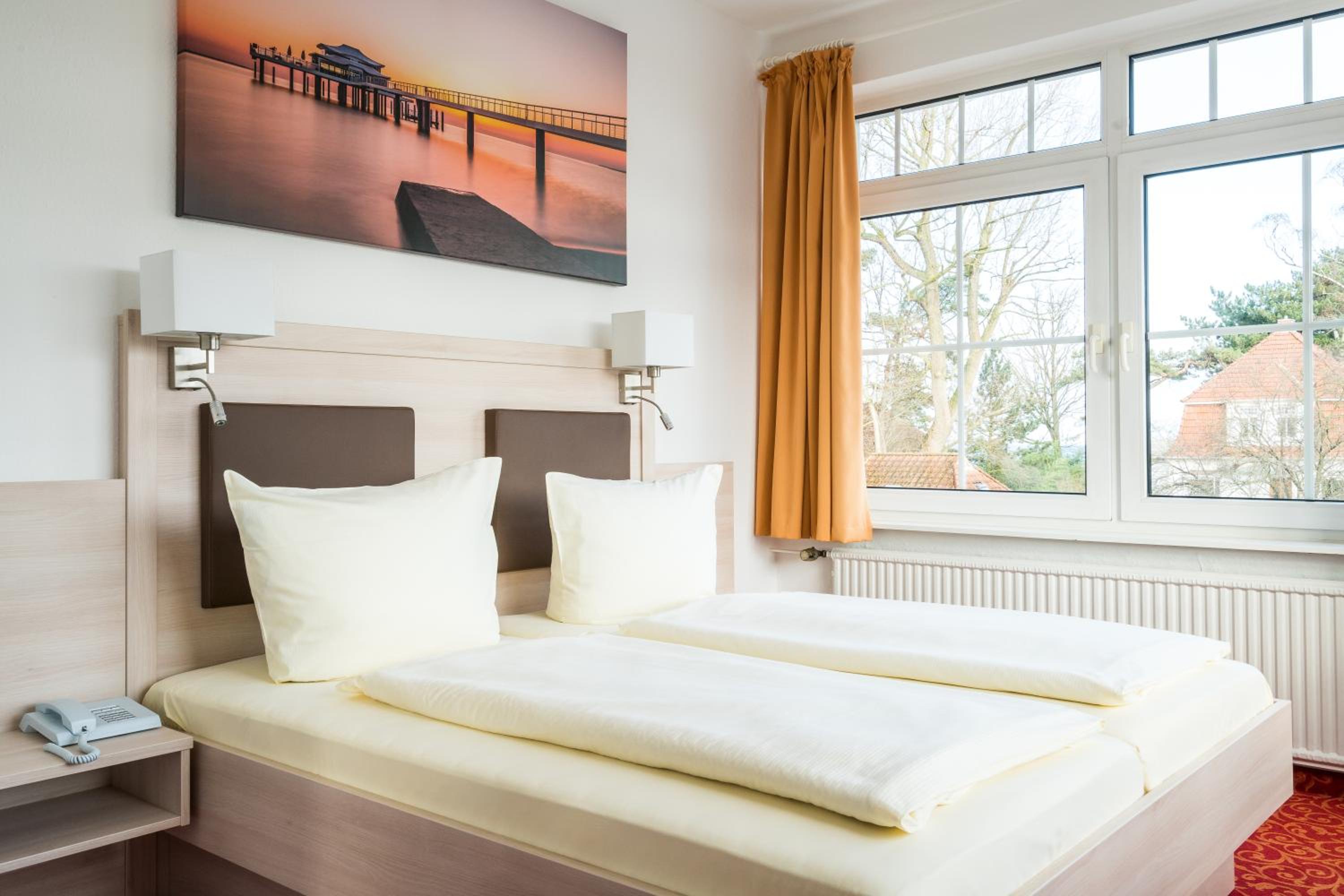 Double Room - Photo 9
