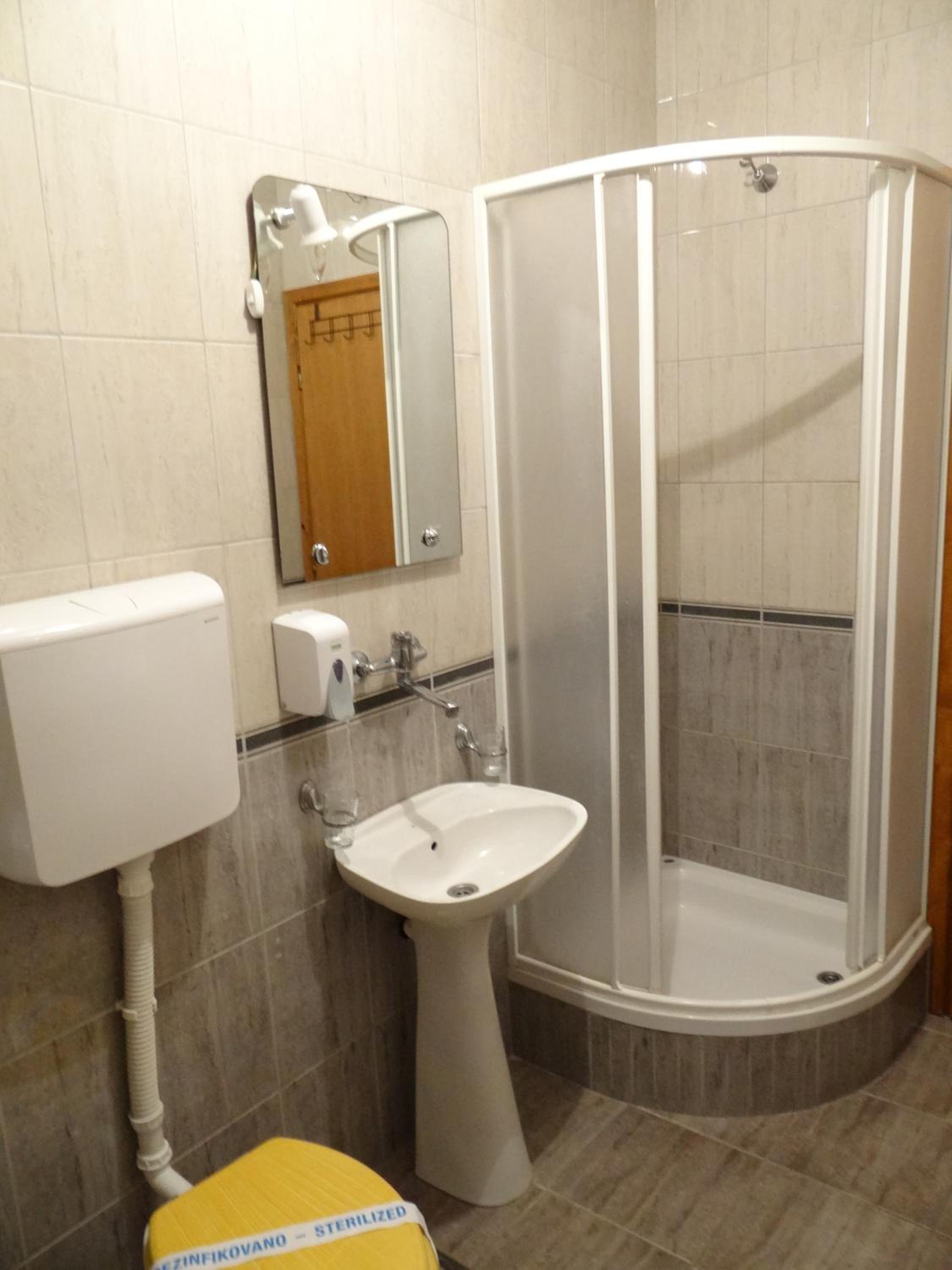 Standard Double or Twin Room - Photo 26
