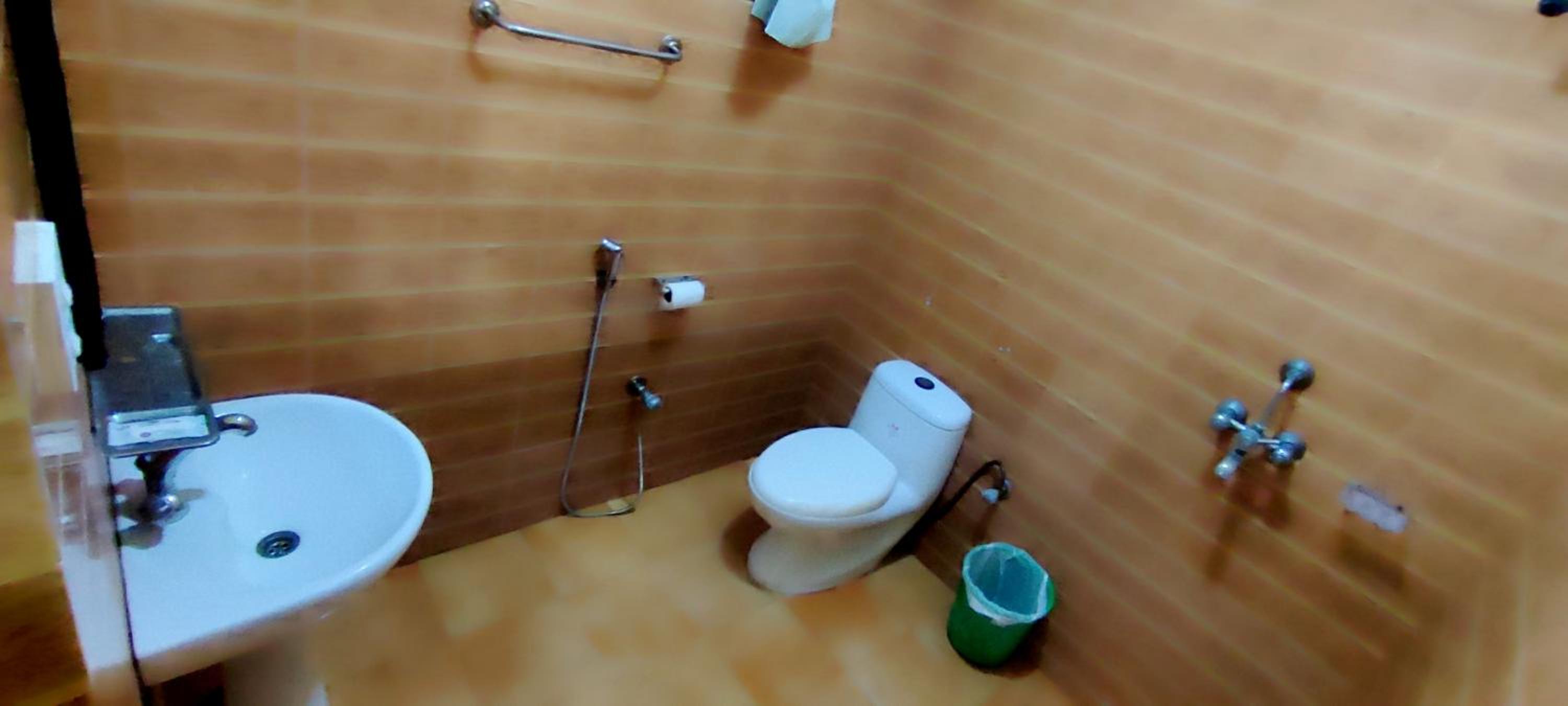 Twin Room with Balcony photo 2