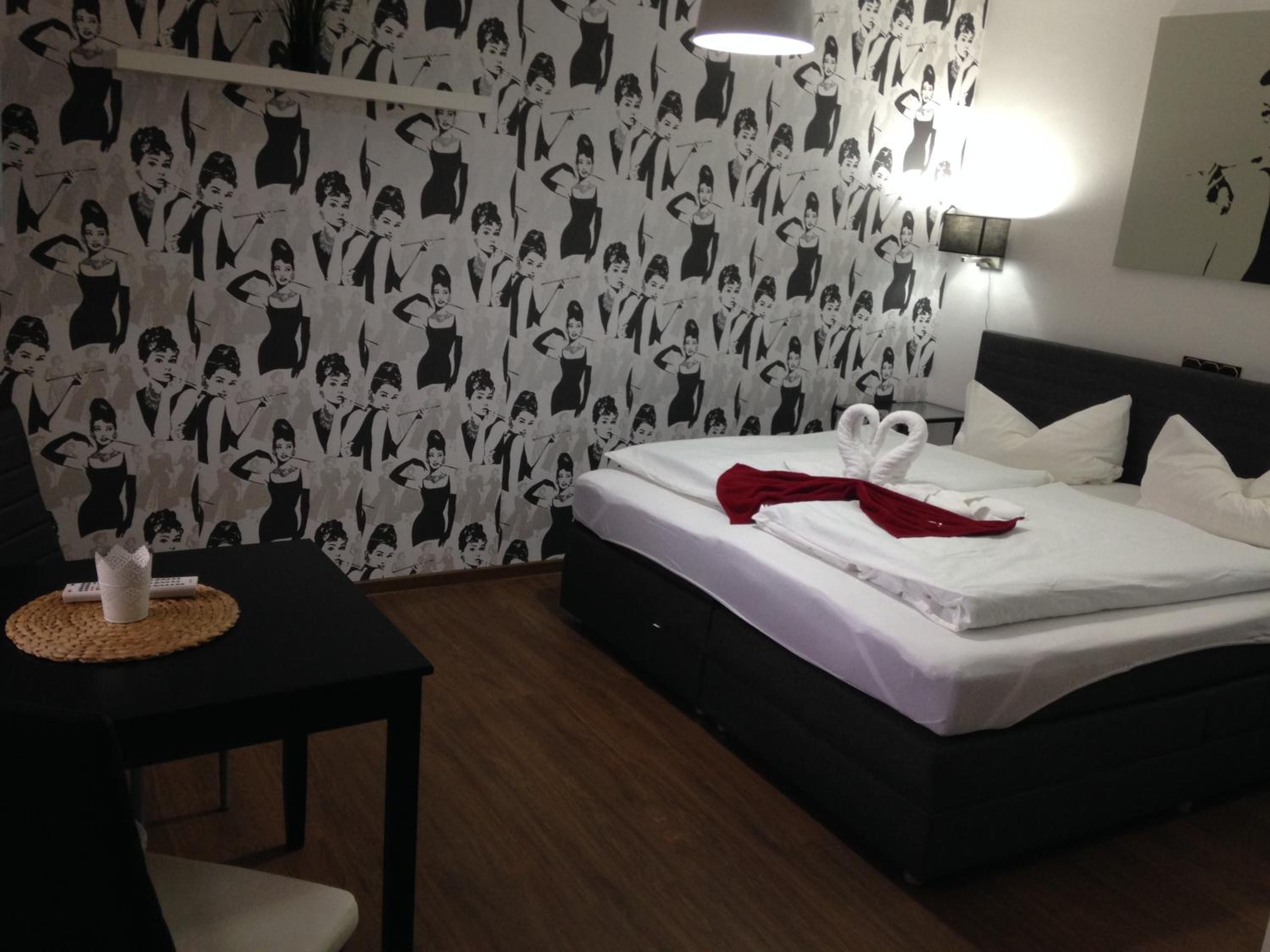 Double Room - Photo 28