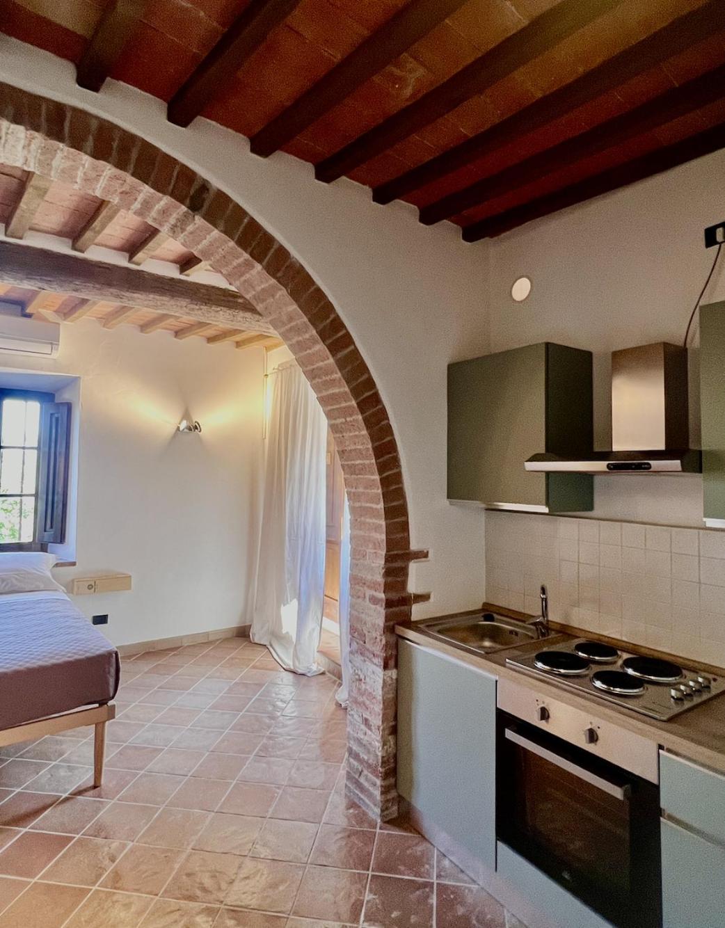Studio Apartment