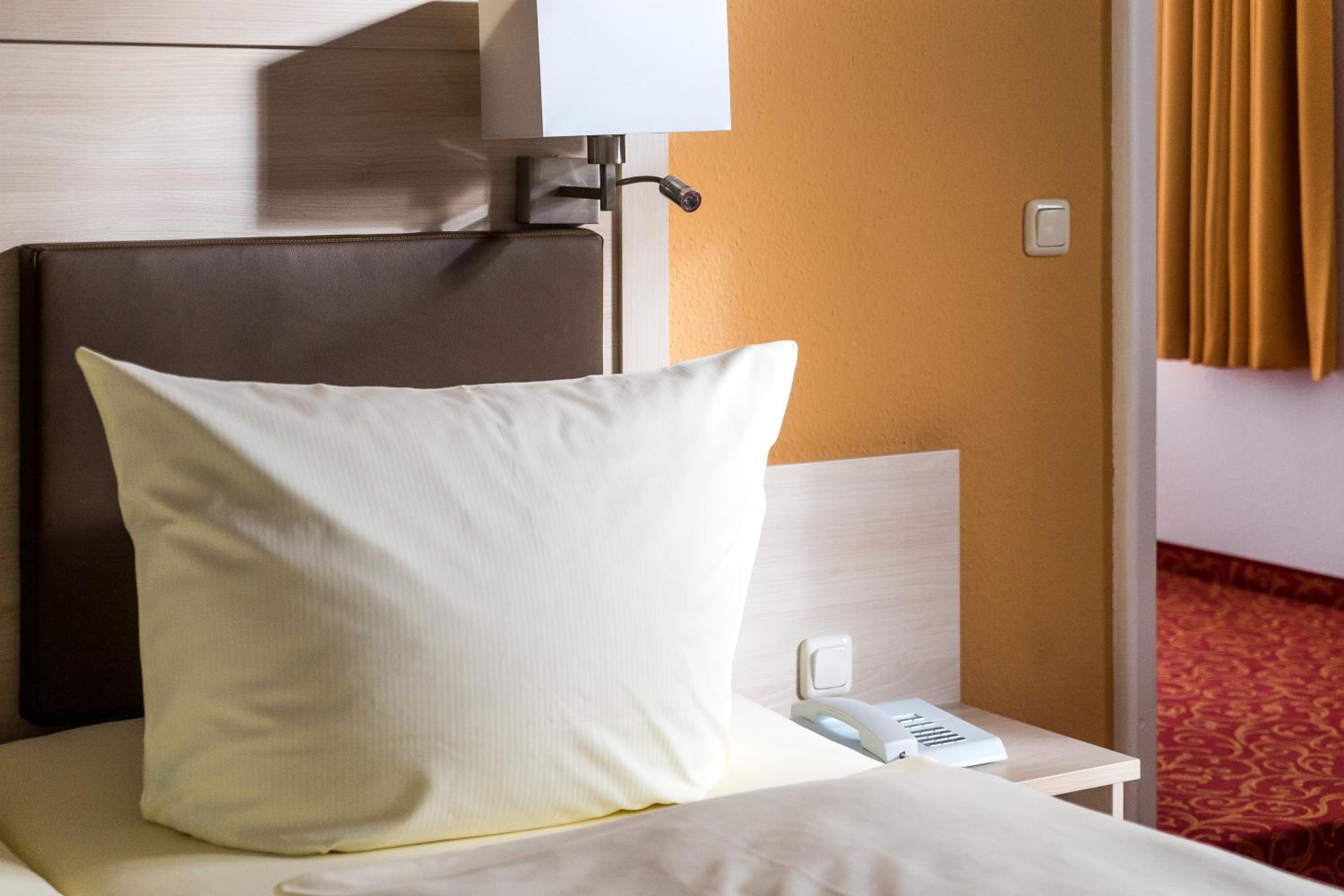 Double Room - Photo 16