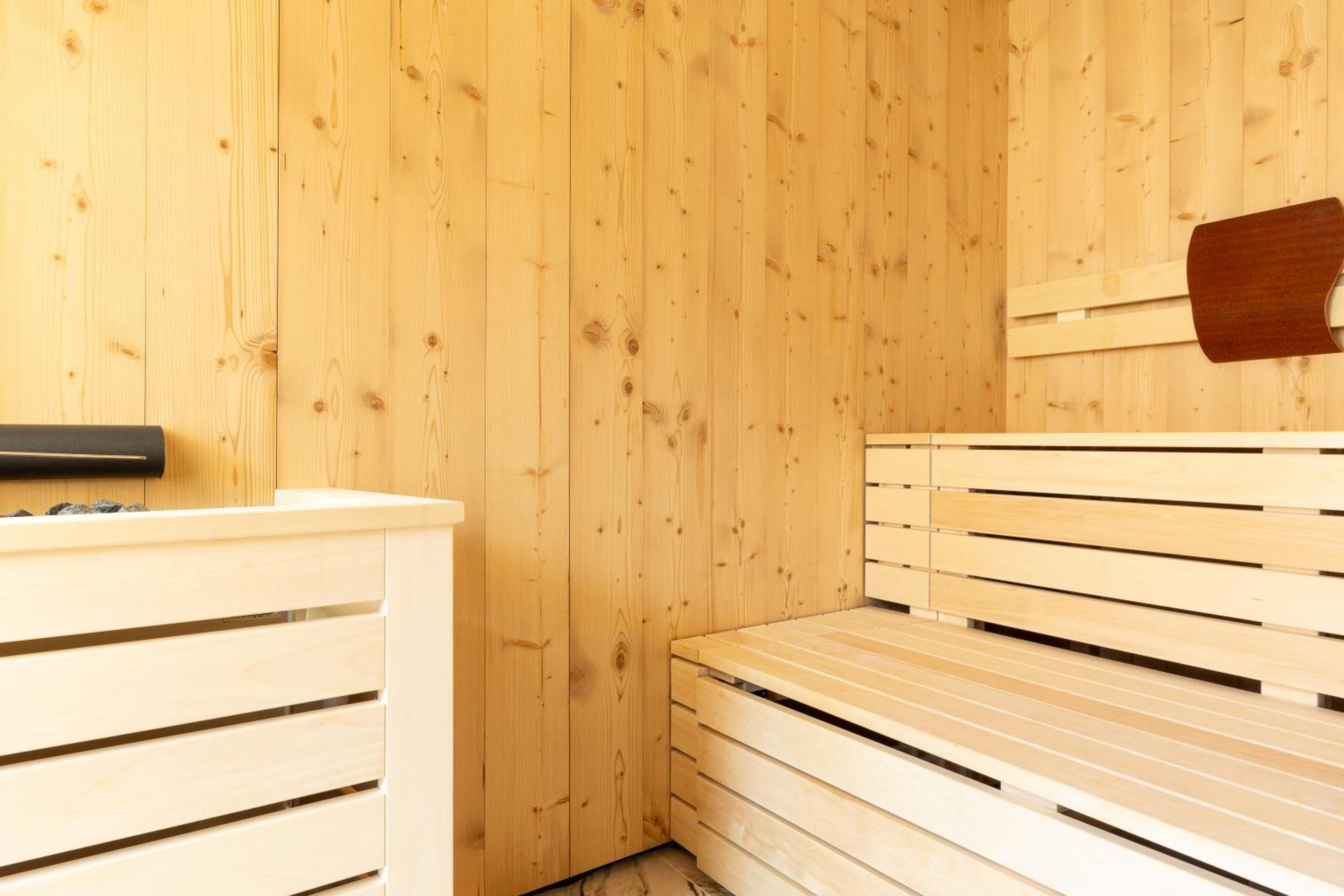 Suite with Sauna photo 2