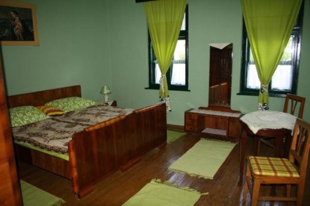 Three-Bedroom Villa - Photo 20