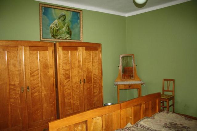 Three-Bedroom Villa - Photo 4