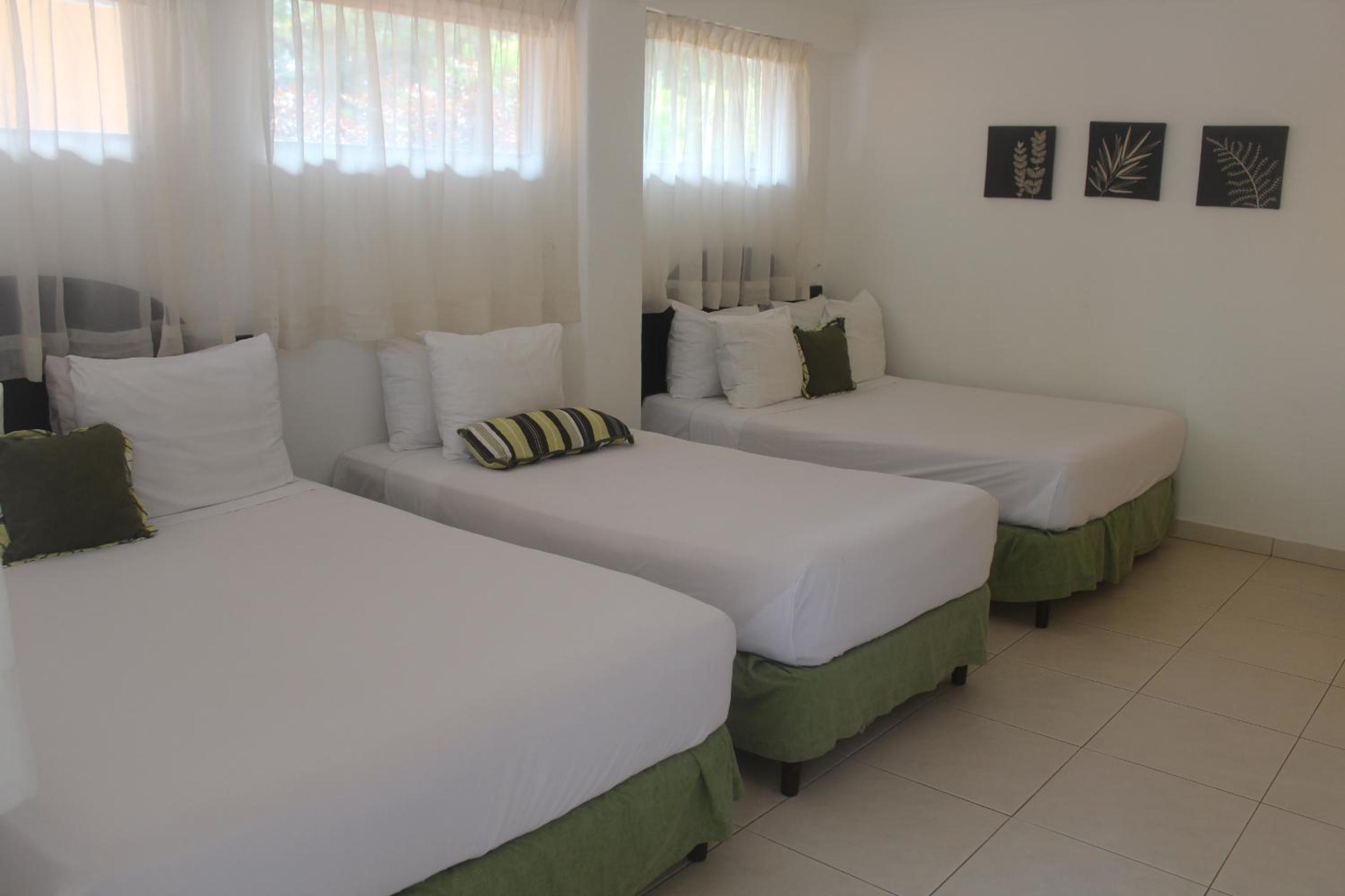 Triple Room - Photo 1