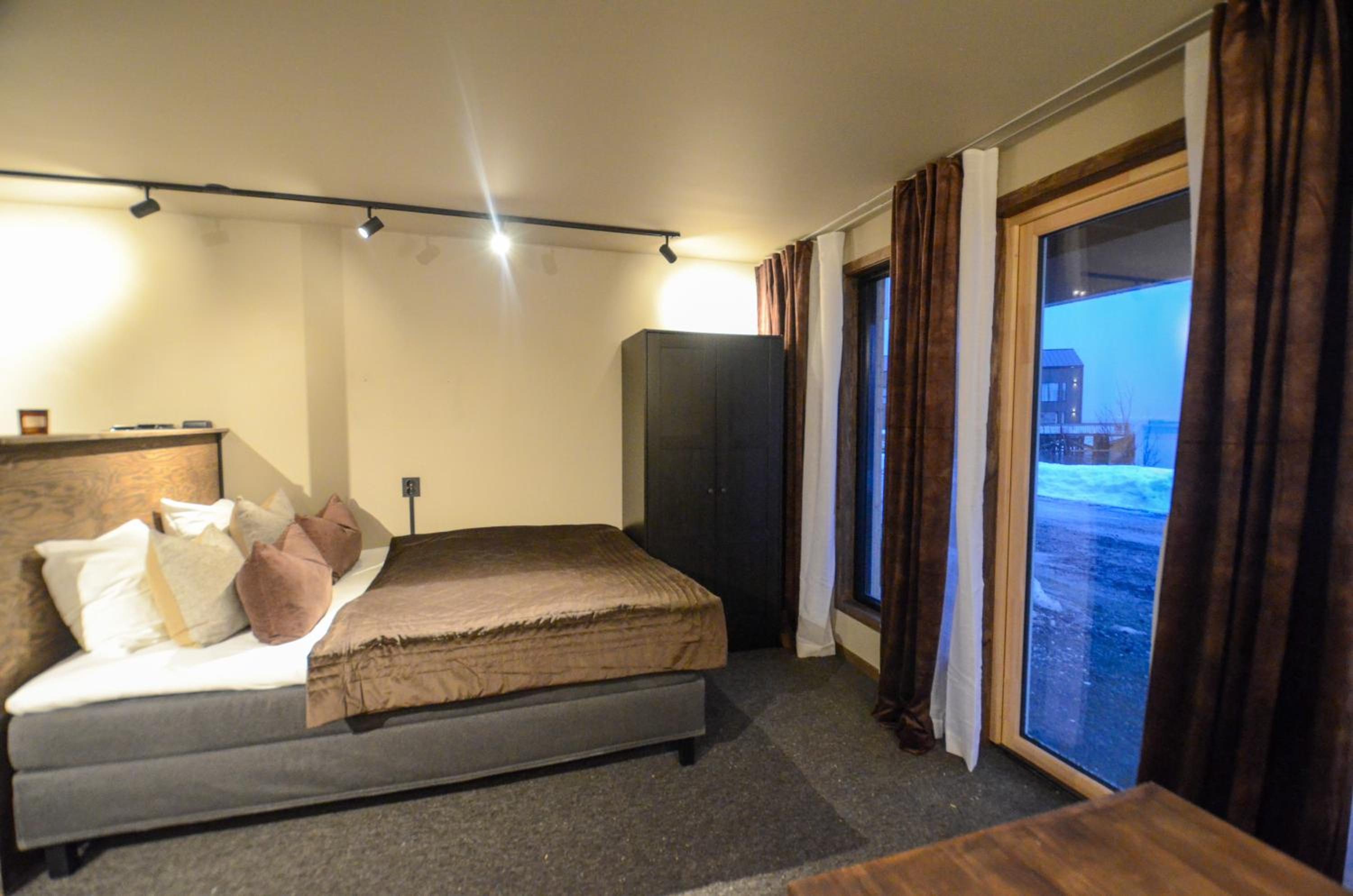 Steam Pier- Beachfront Apartment photo 3
