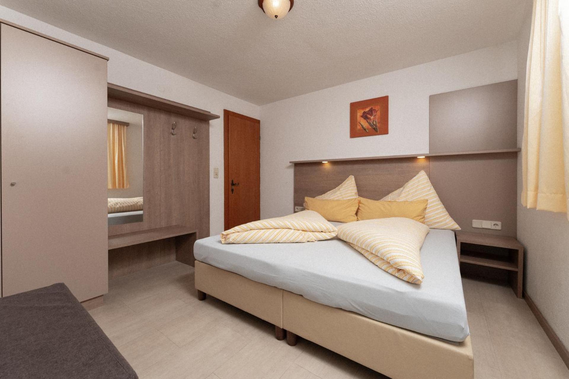 Four-Bedroom Apartment with Balcony