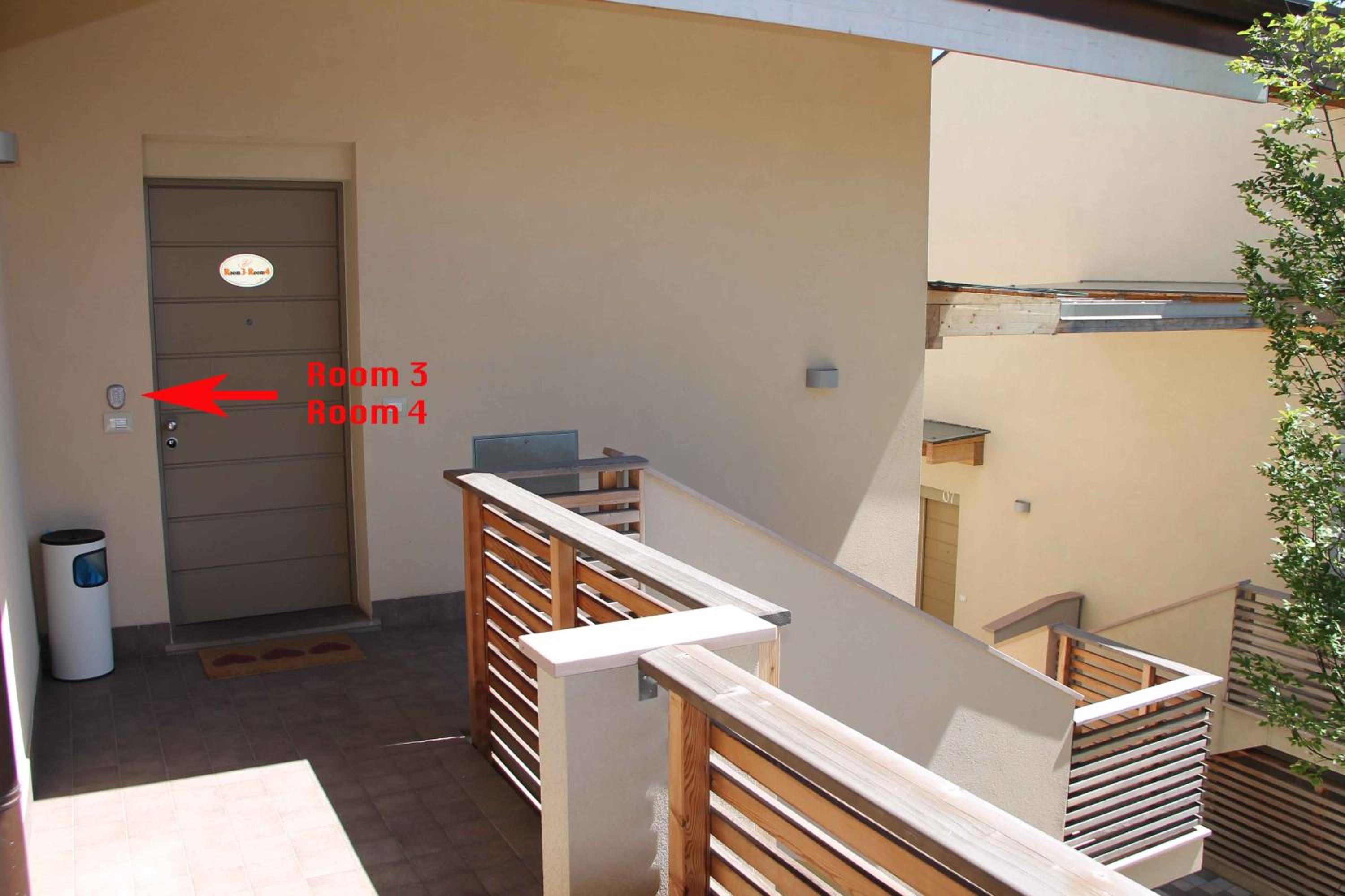 One-Bedroom Apartment (4 Adults) - Photo 8