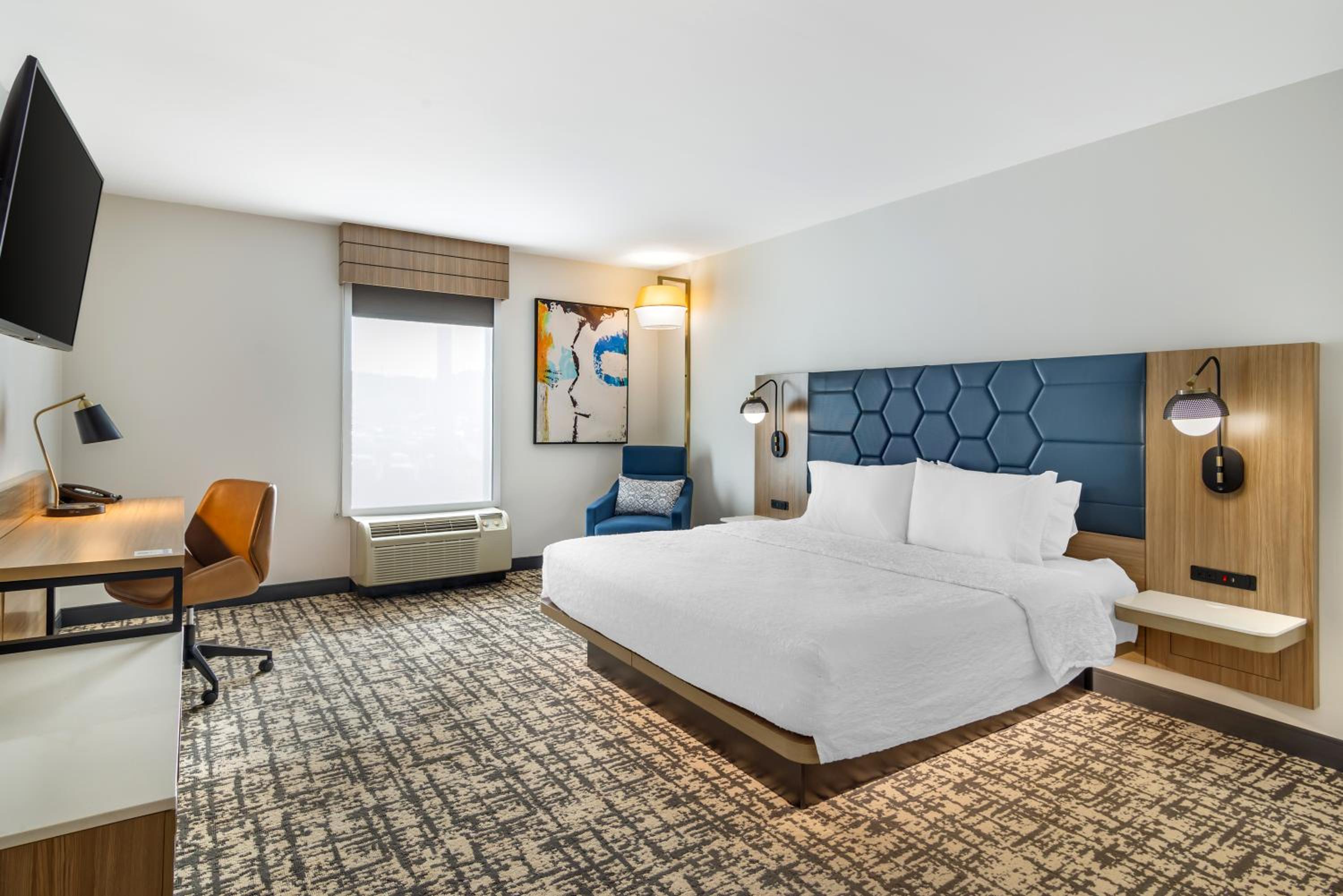 King Room - Hearing Access/Non-Smoking - Photo 1