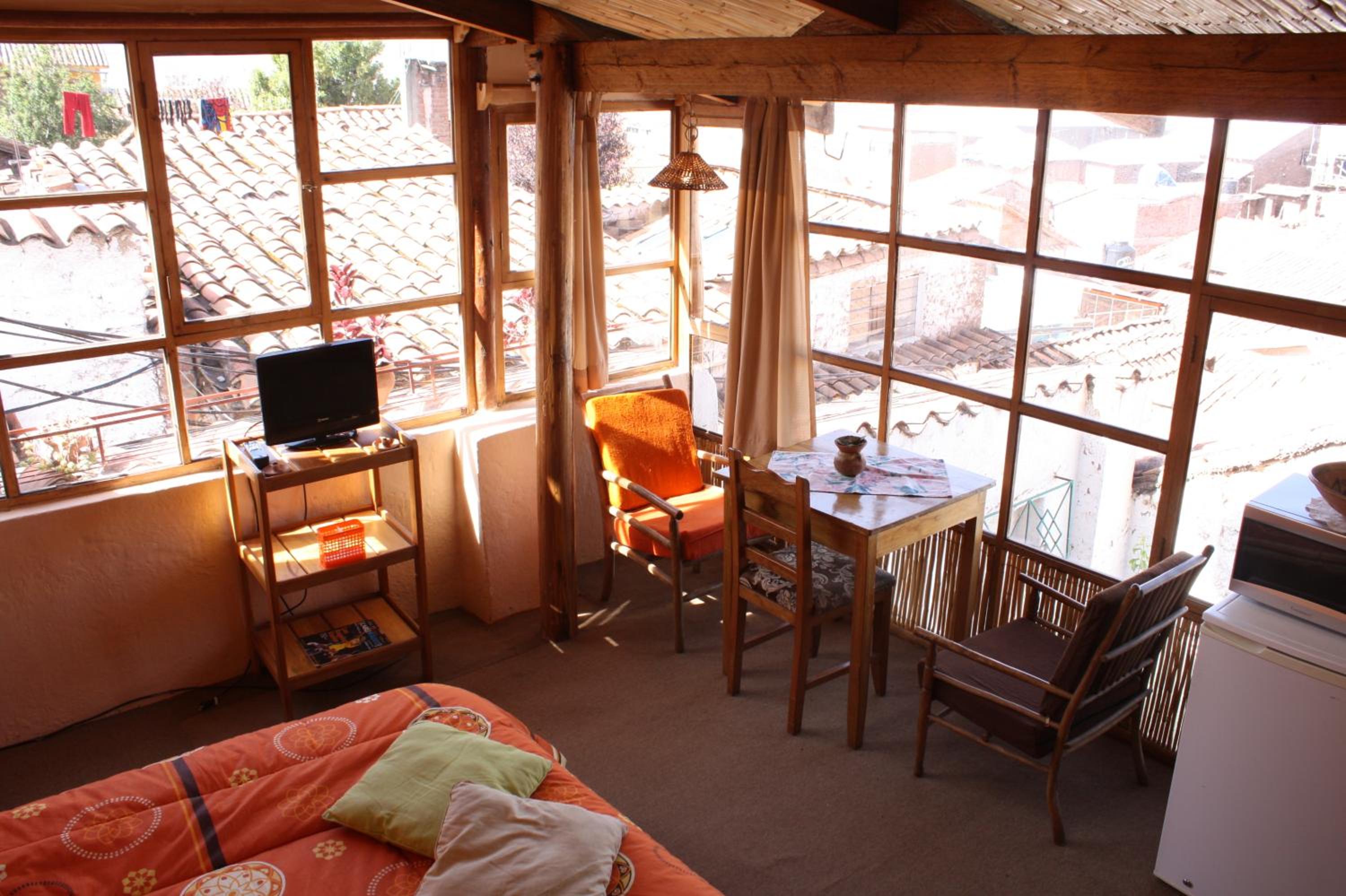 Studio Apartment photo 3