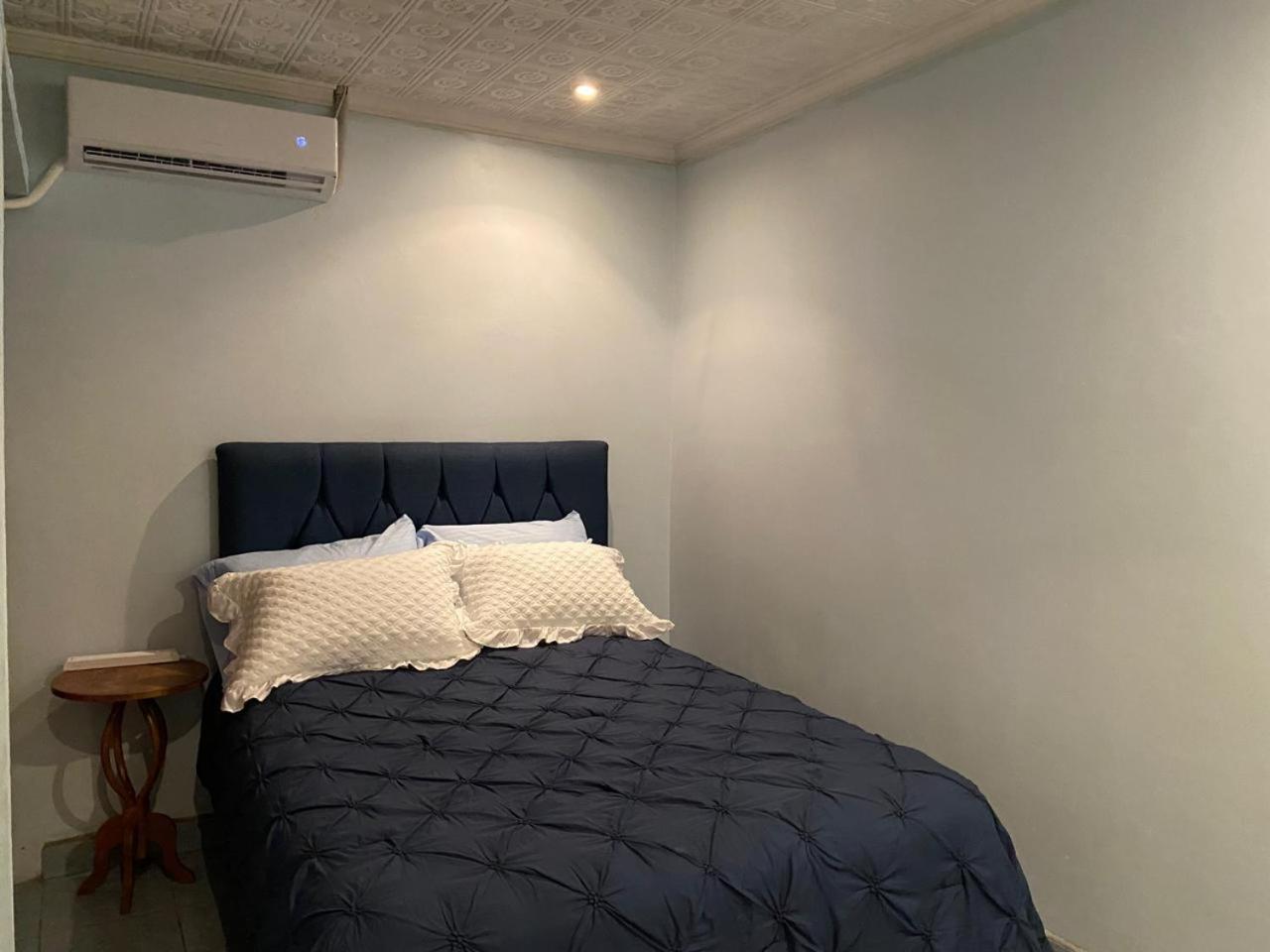 Standard Double Room with Shared Bathroom photo 3