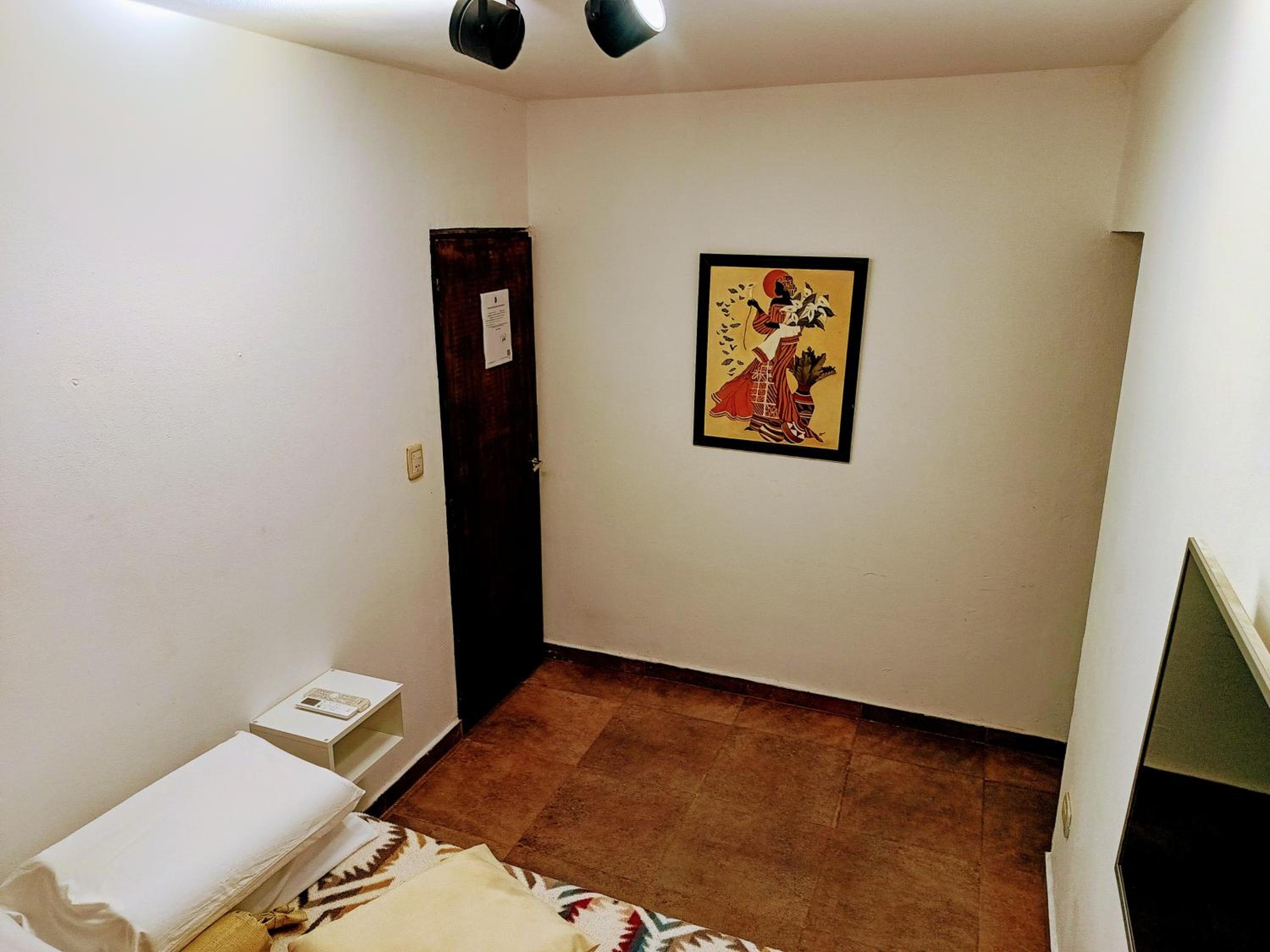 Economy Quadruple Room photo 2