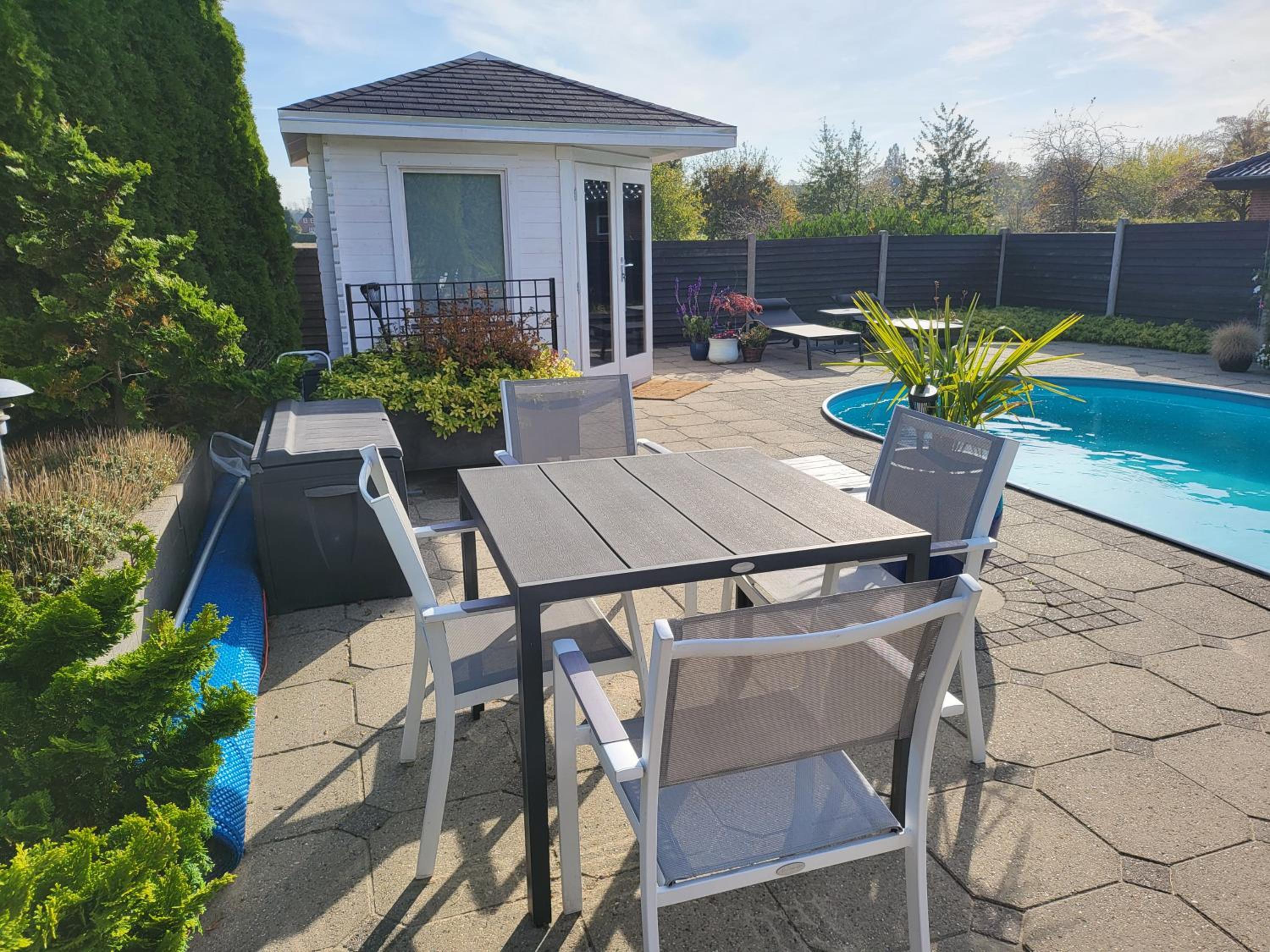 Single Room with Pool View photo 1