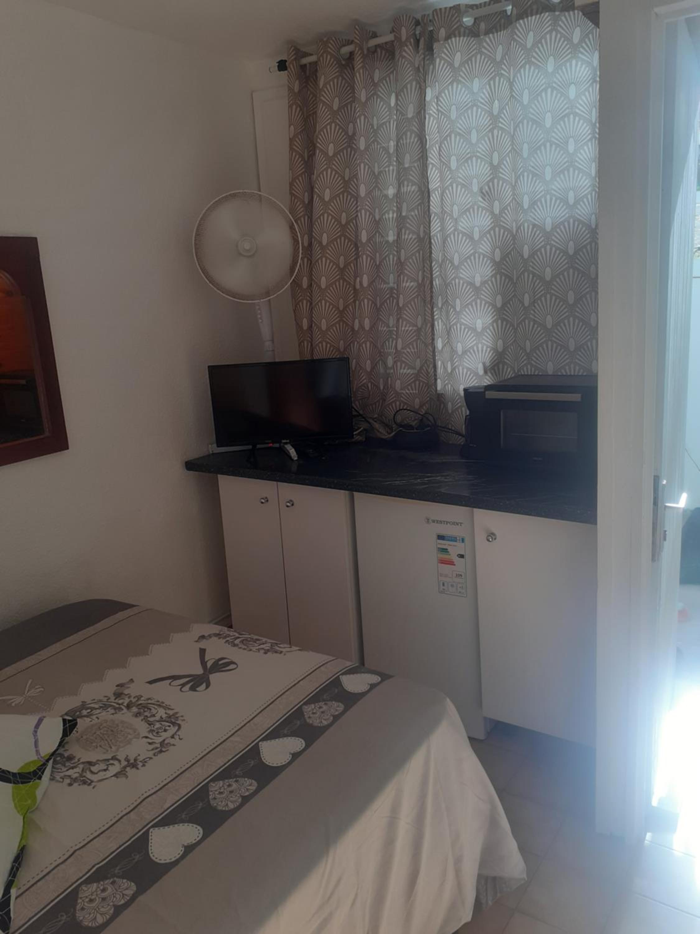 Small Double Room photo 1