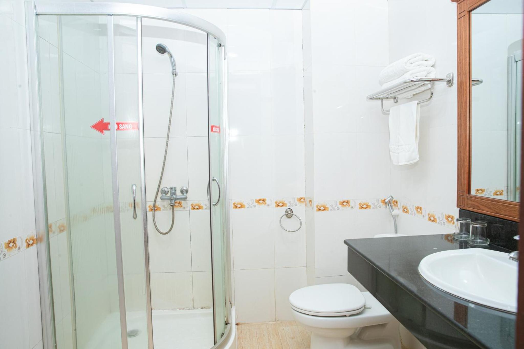 Deluxe Double or Twin Room photo 2