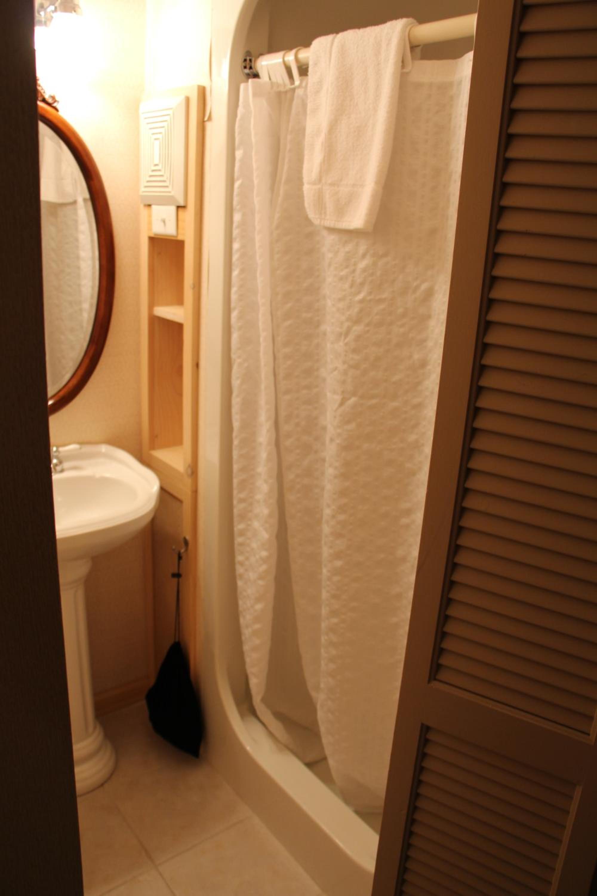 Double Room - Non-Smoking  photo 3