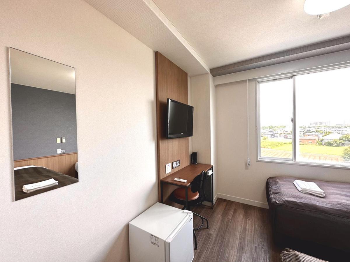 Twin Room - Smoking - Photo 5