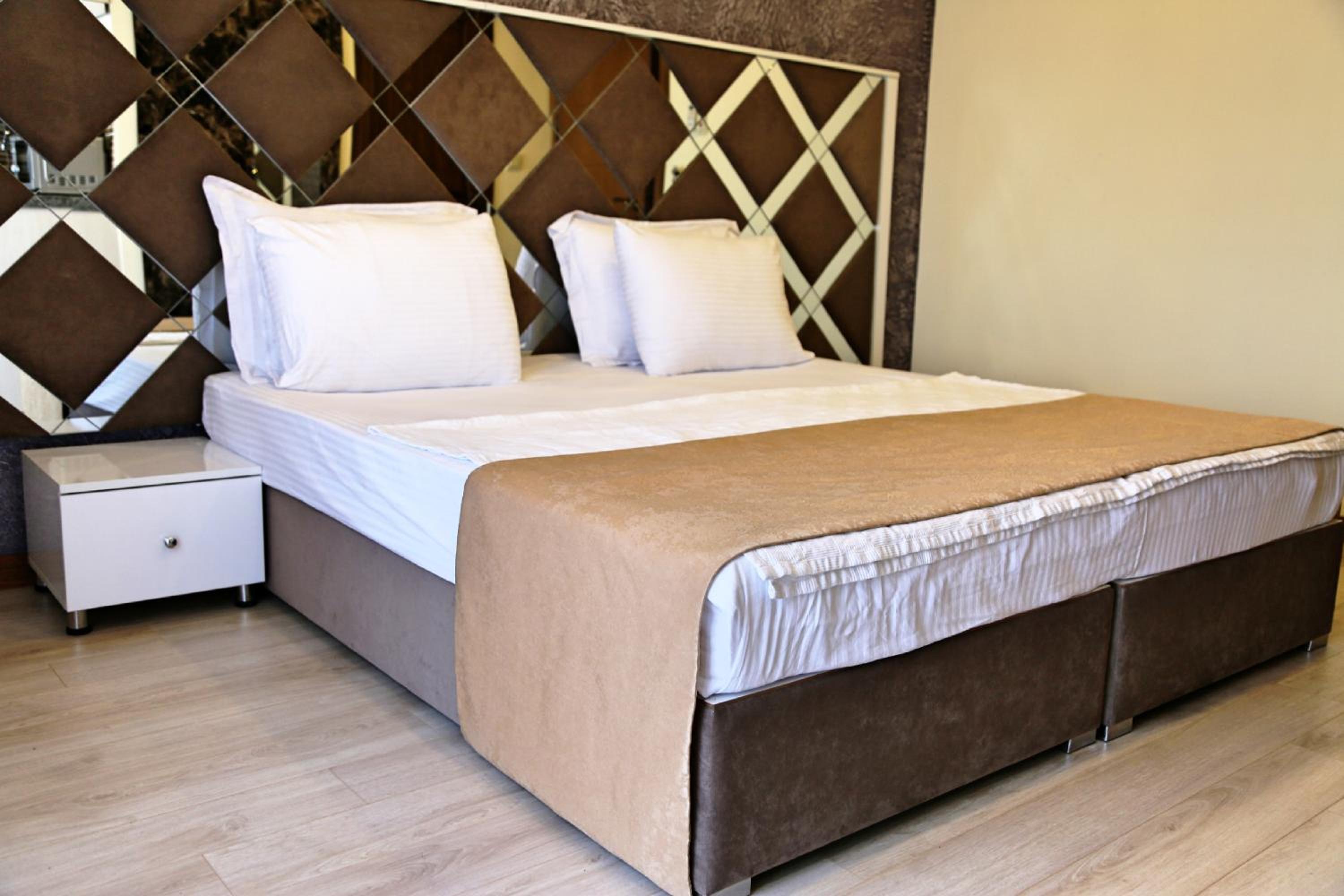 Superior Double or Twin Room photo 1