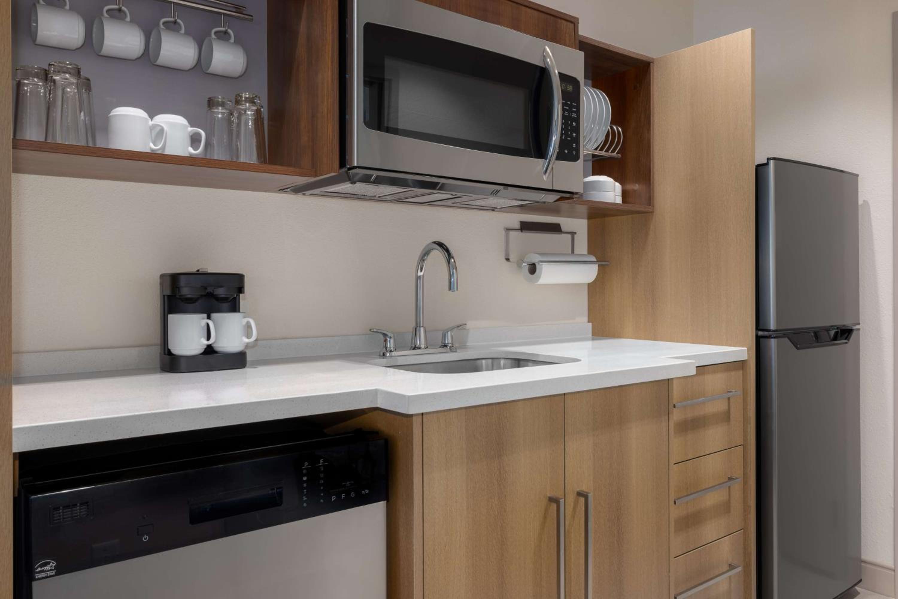 King Studio Suite photo 3