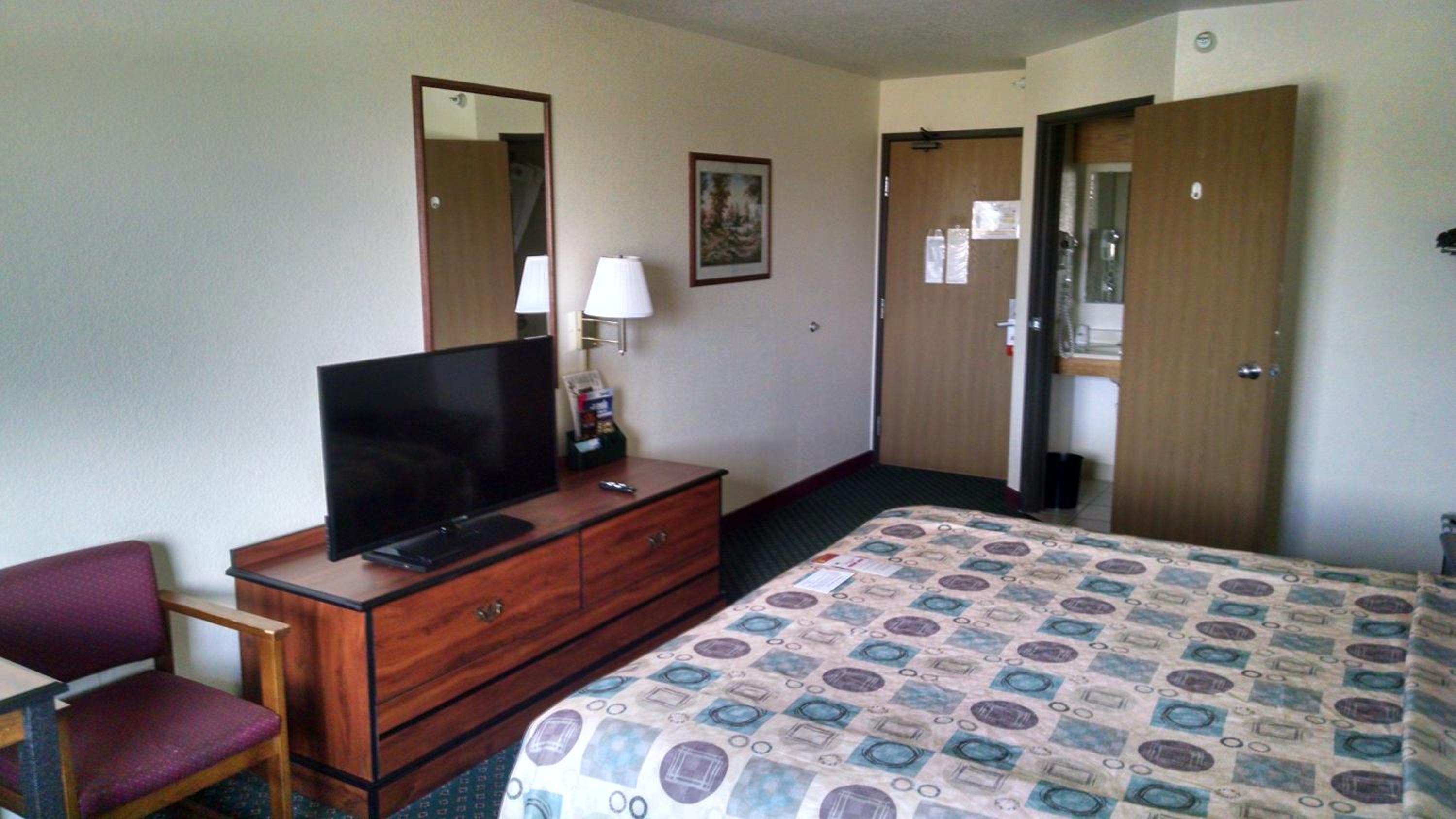 King Room - Non-Smoking photo 1
