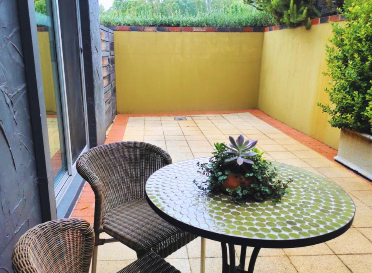 Deluxe Double with Patio photo 2