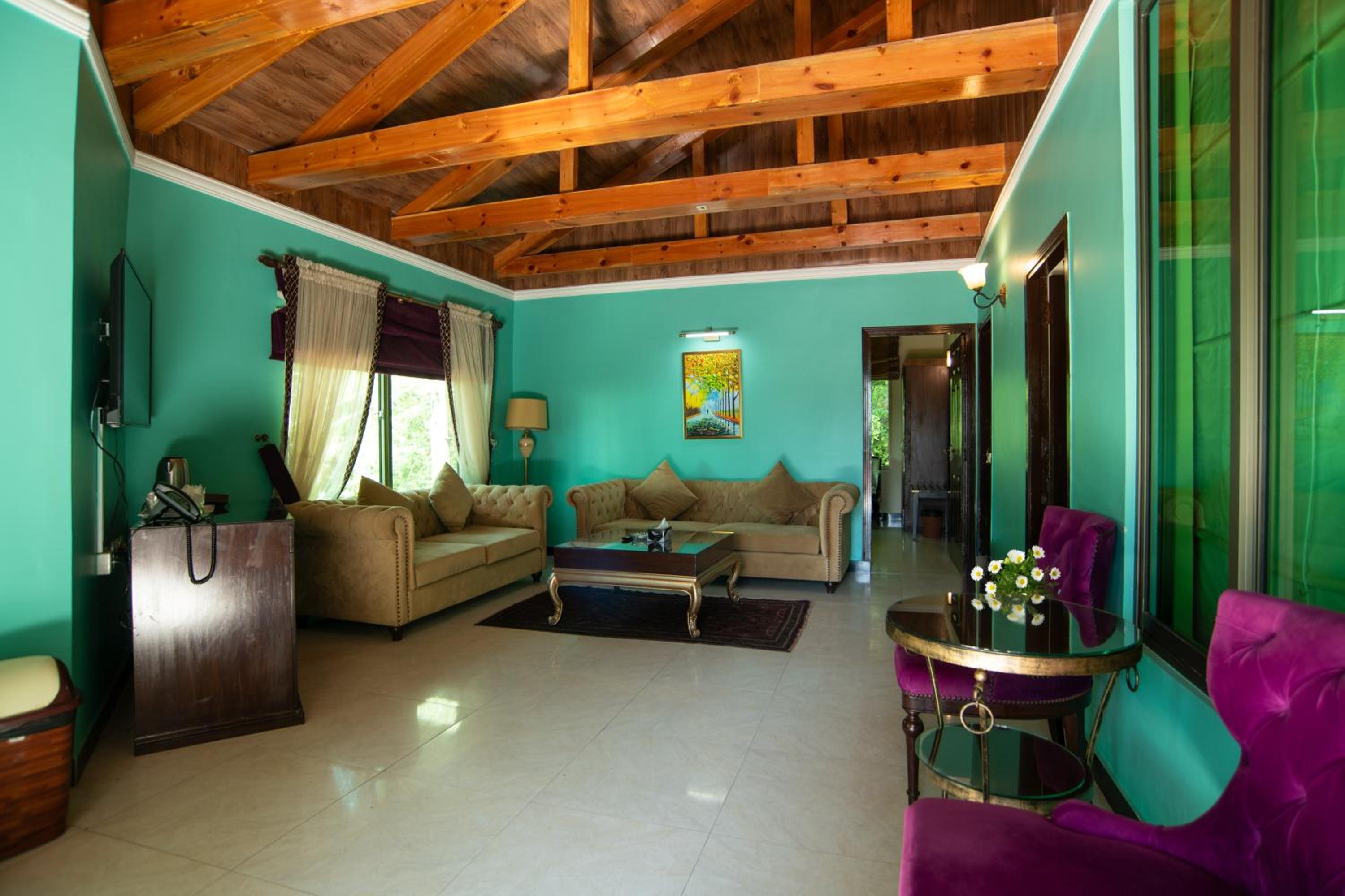 Superior Chalet photo 2