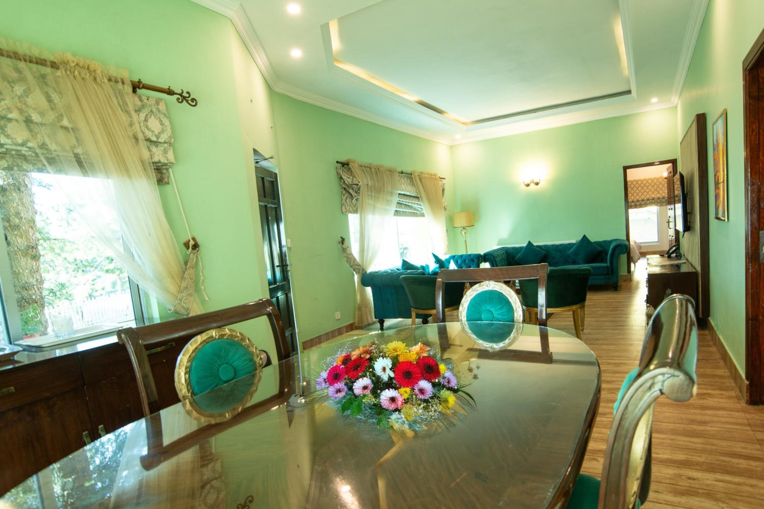Two-Bedroom Chalet photo 3