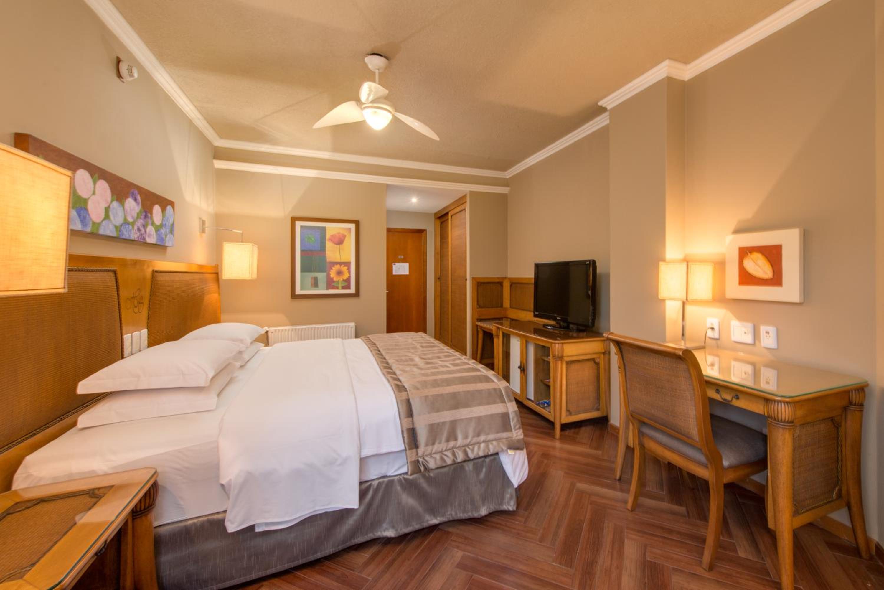 Premier Room
