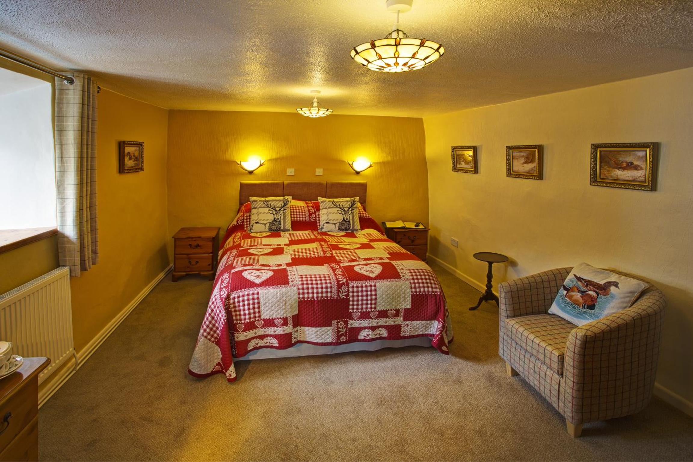 Classic King Room - Photo 10