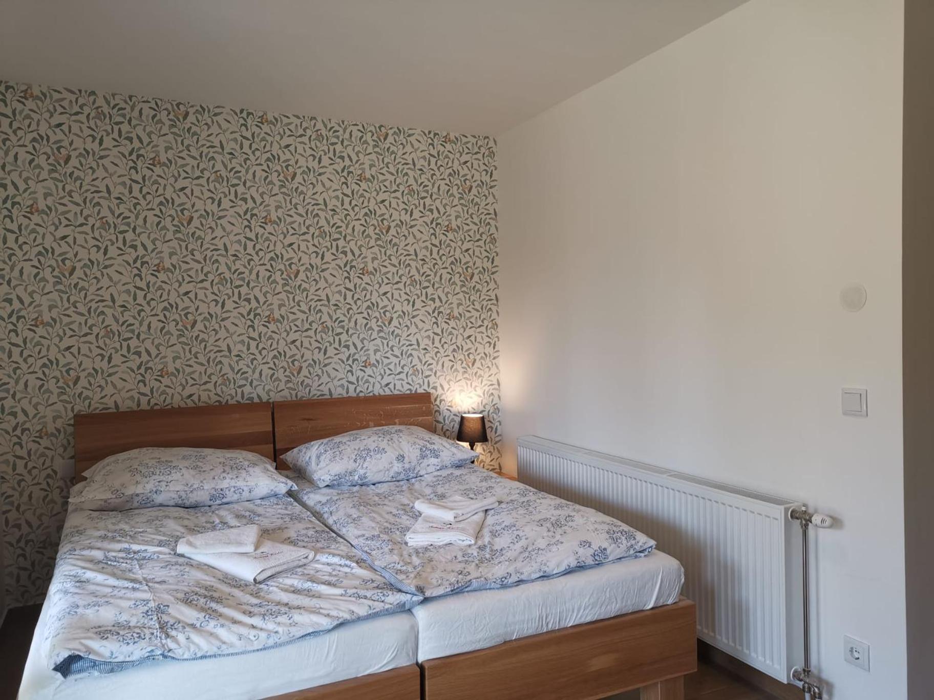 Standard Queen Room photo 2