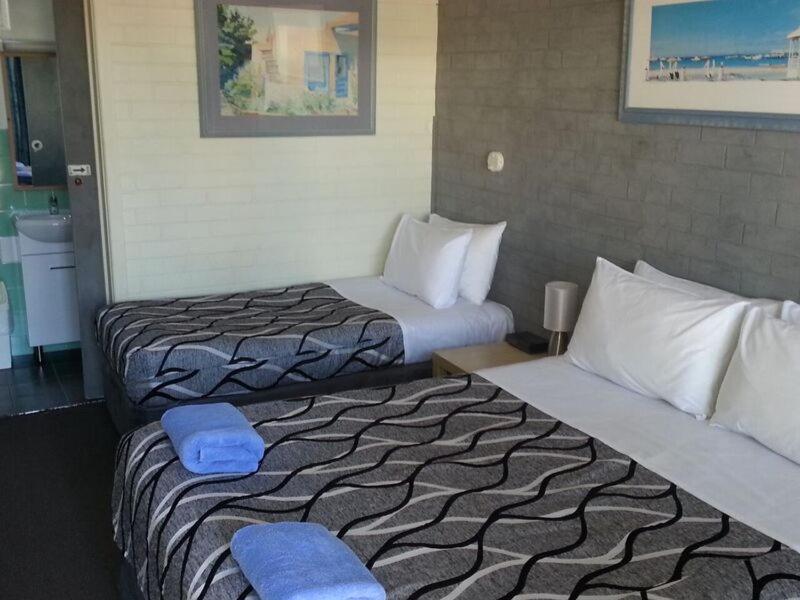 Standard Double/Twin Room photo 3