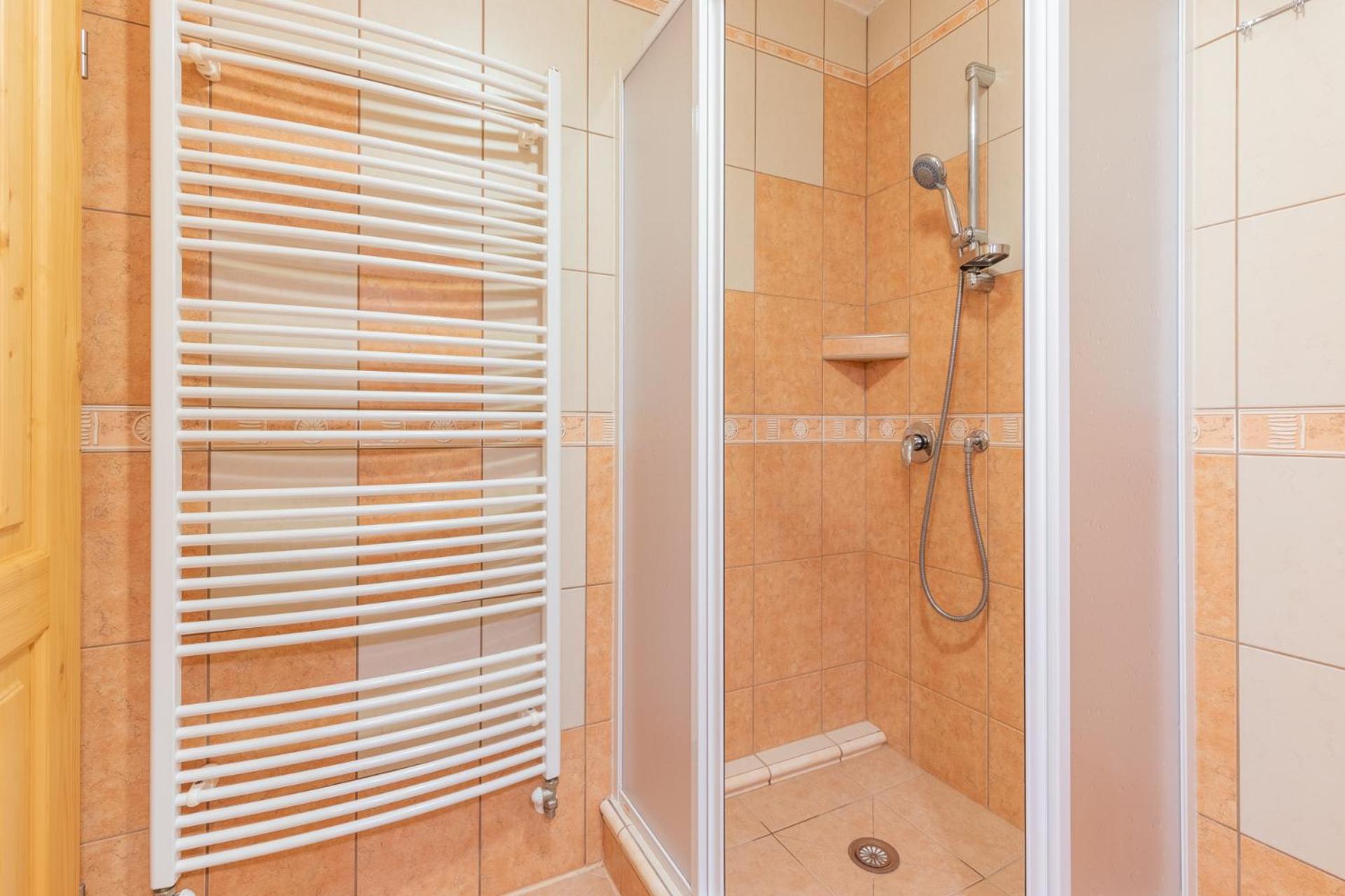 One-Bedroom Apartment with View photo 1