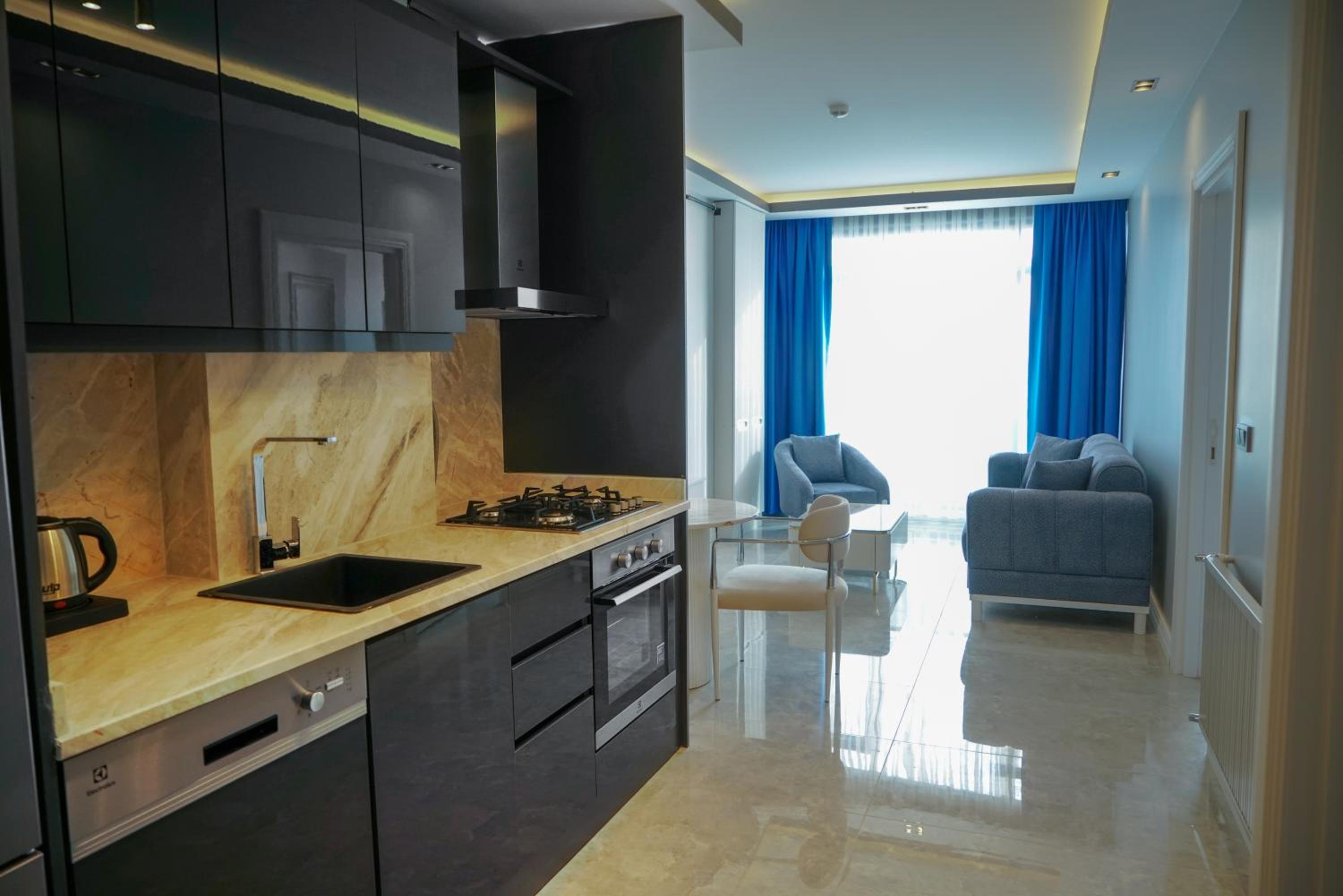 Comfort Suite with King Size Bed, Sea View photo 3