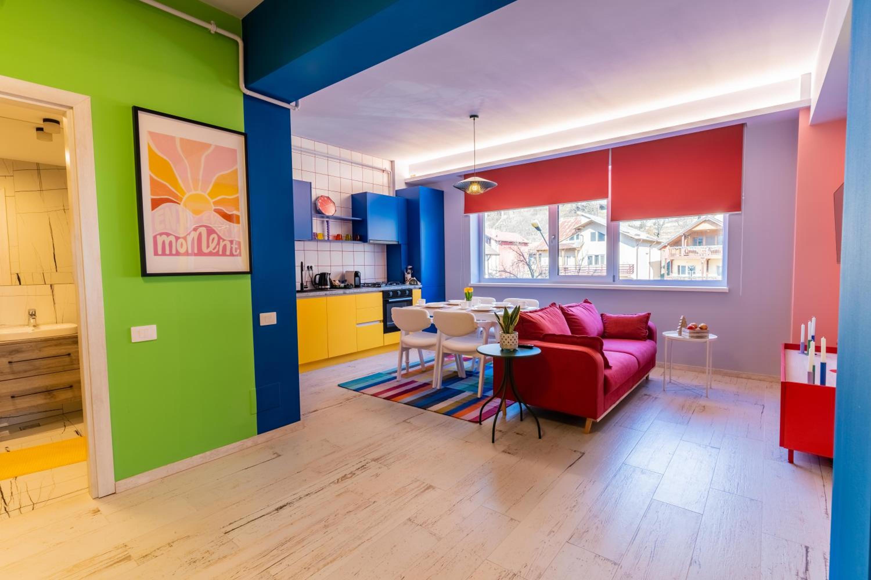 Apartment with Park View