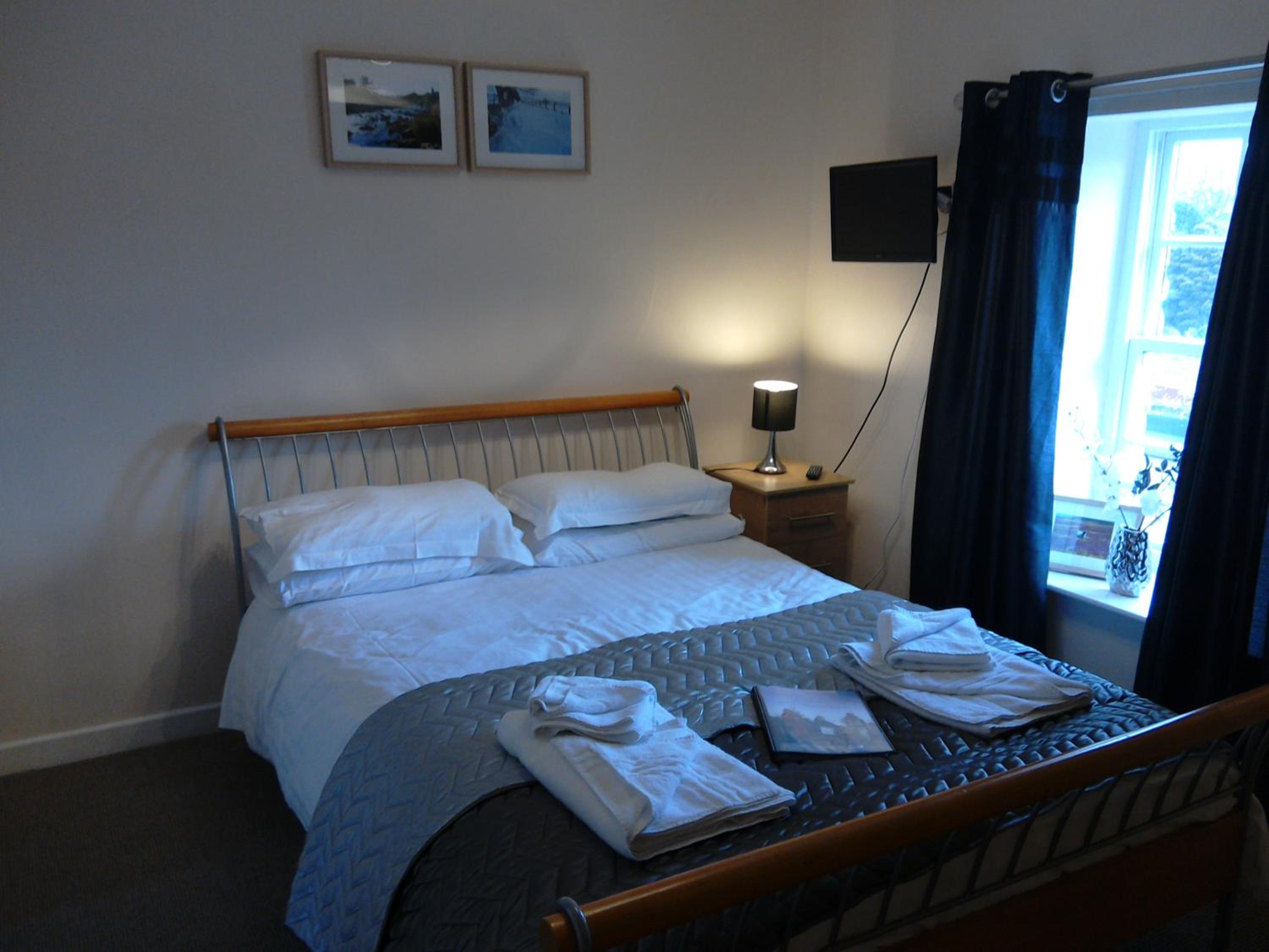 Double Room with Private Bathroom photo 2