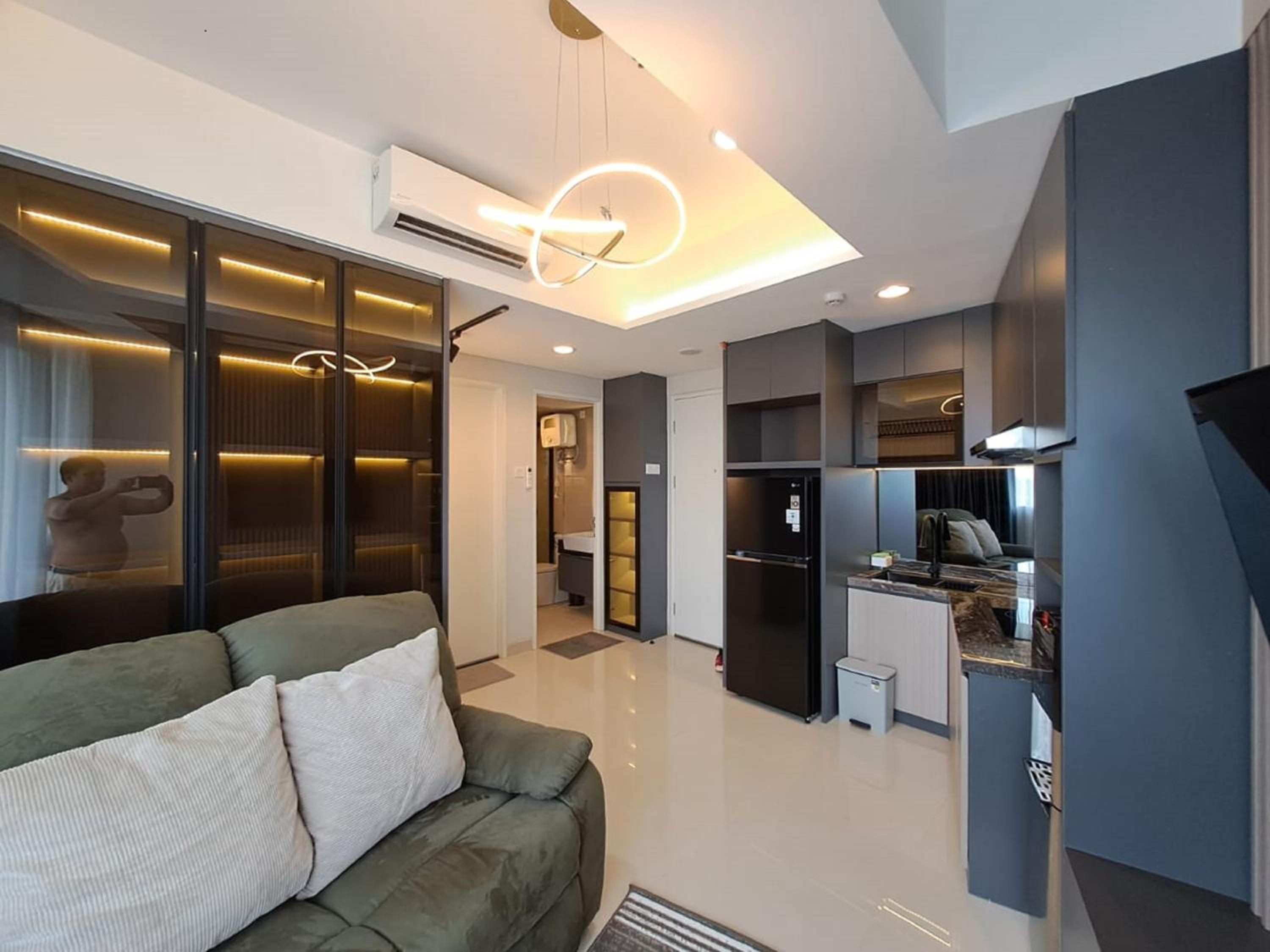 Apartment photo 1